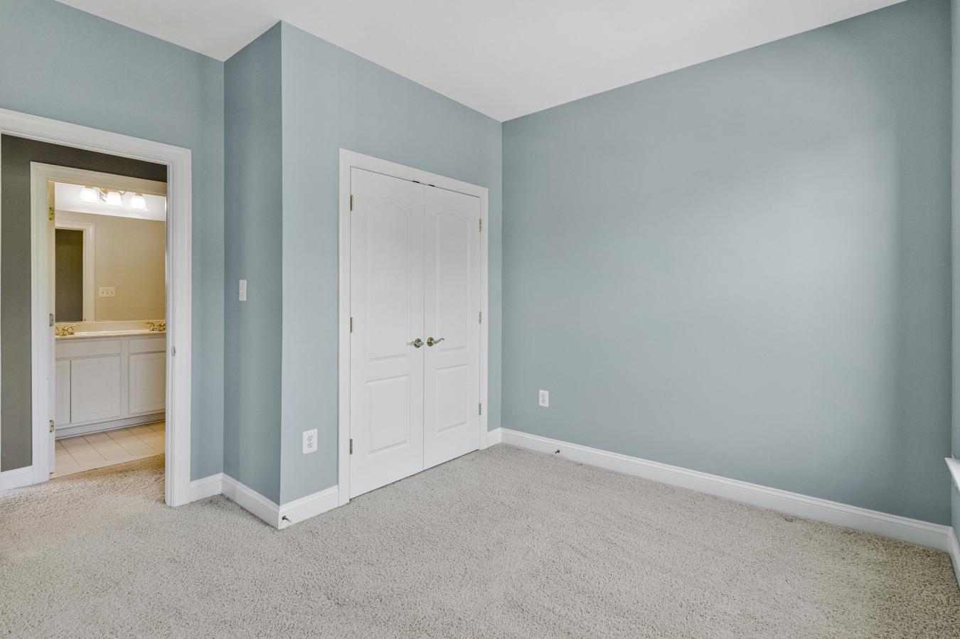 Falls Church, Virginia, 22043, United States, 5 Bedrooms Bedrooms, ,3 BathroomsBathrooms,Residential,For Sale,1941563