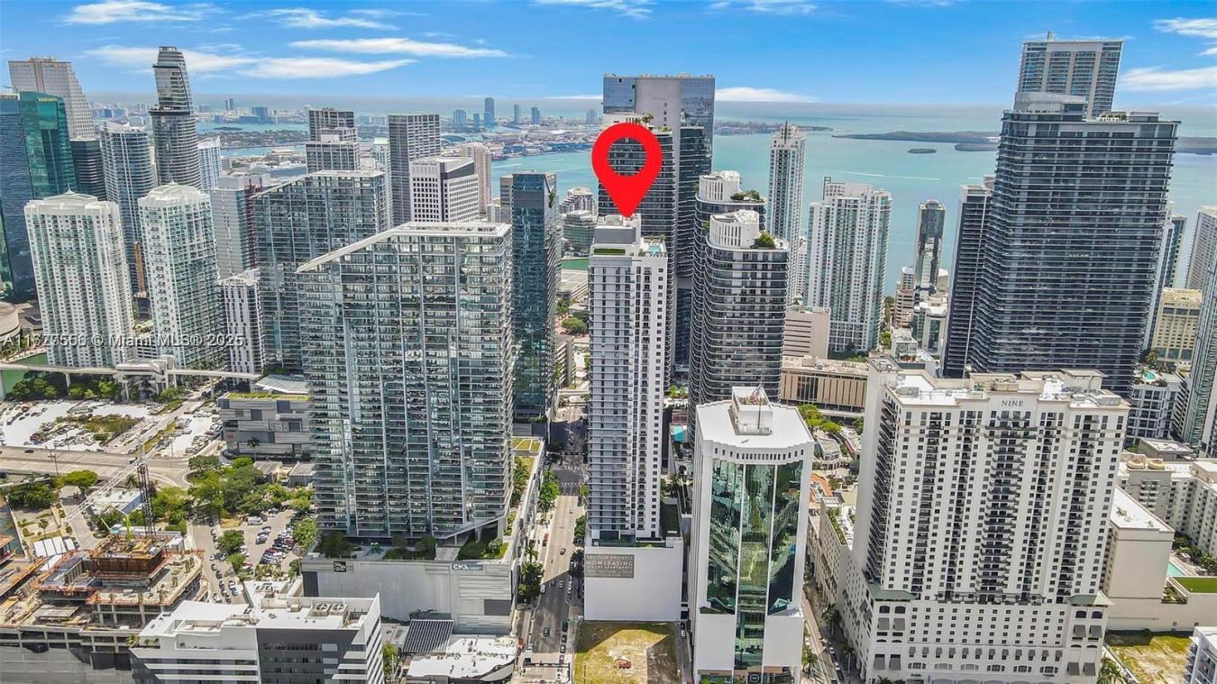 Miami, Miami-Dade County, 33130, United States, 2 Bedrooms Bedrooms, ,2 BathroomsBathrooms,Residential,For Sale,1941562
