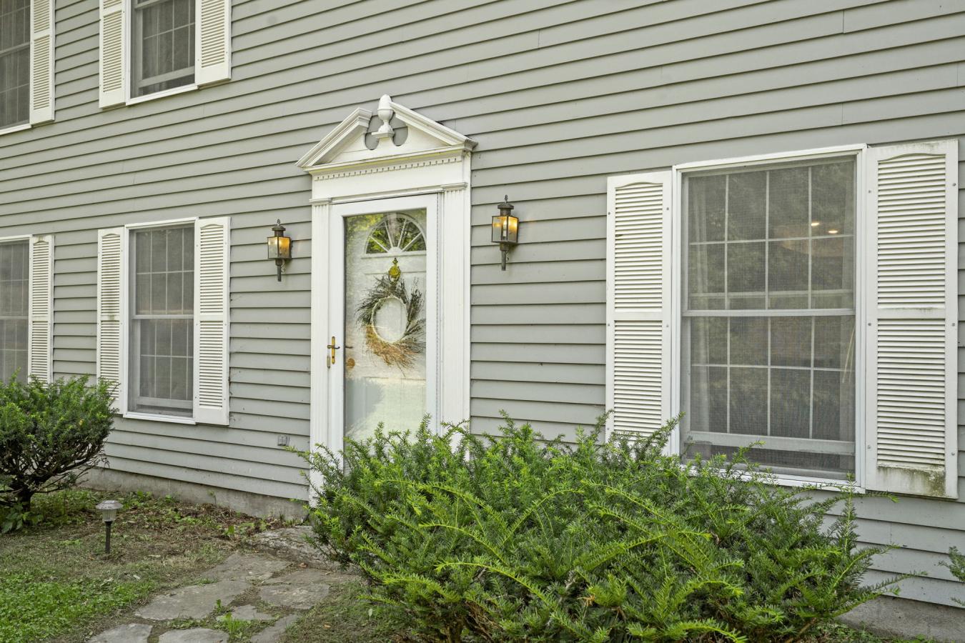 West Coxsackie, Greene, 12192, United States, 4 Bedrooms Bedrooms, ,1 BathroomBathrooms,Residential,For Sale,1941561
