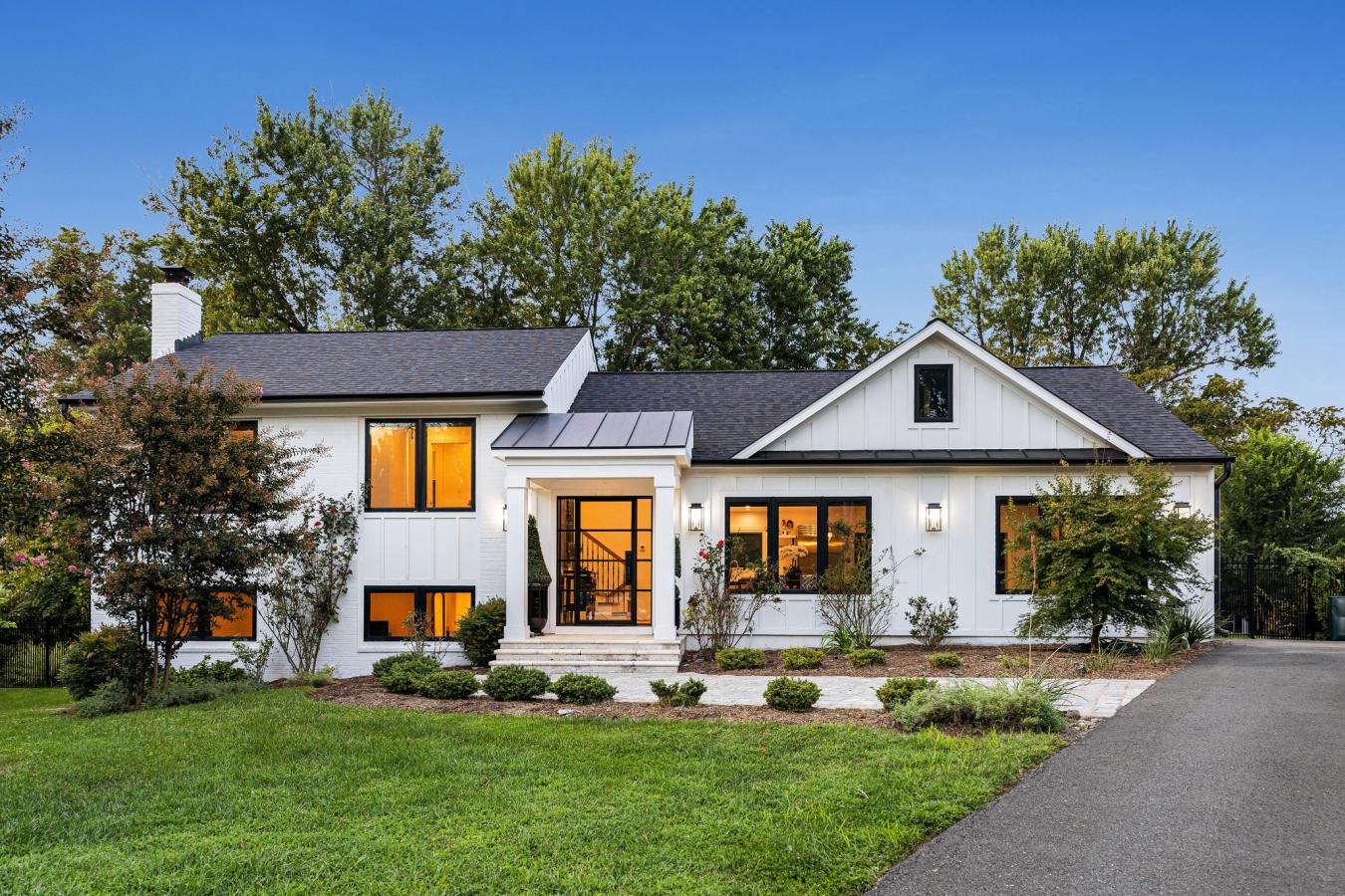 McLean, Fairfax County, 22101, United States, 4 Bedrooms Bedrooms, ,3 BathroomsBathrooms,Residential,For Sale,1941560