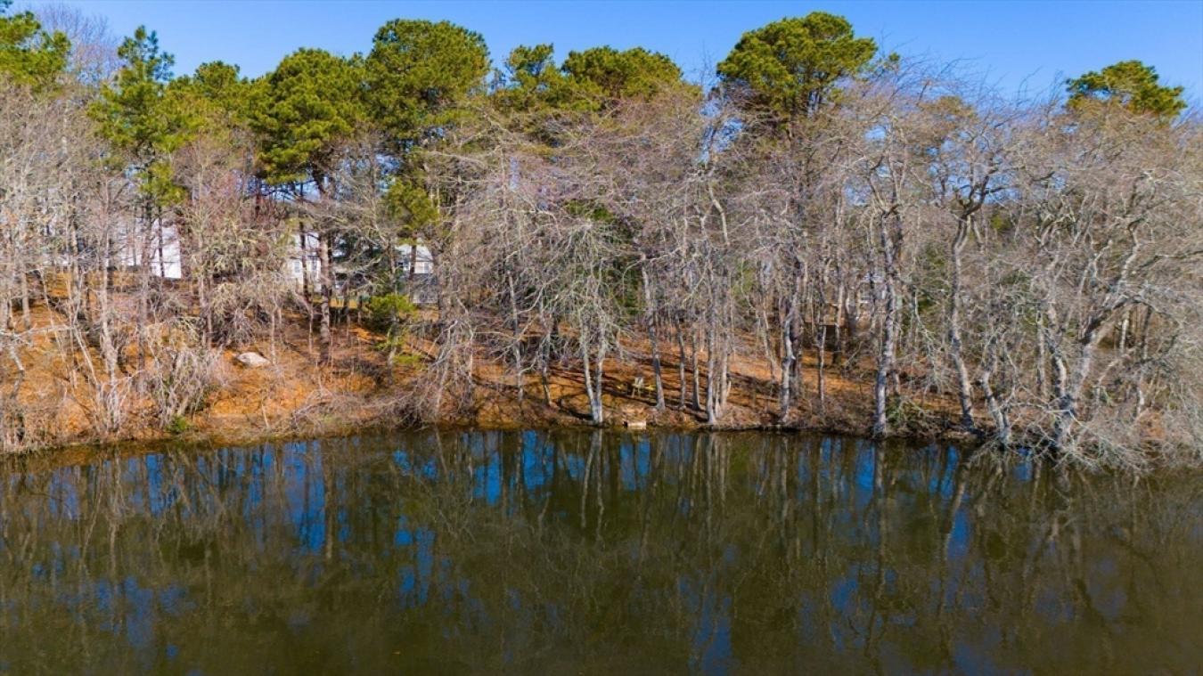 Falmouth, Massachusetts, 02536, United States, 4 Bedrooms Bedrooms, ,3 BathroomsBathrooms,Residential,For Sale,1938476