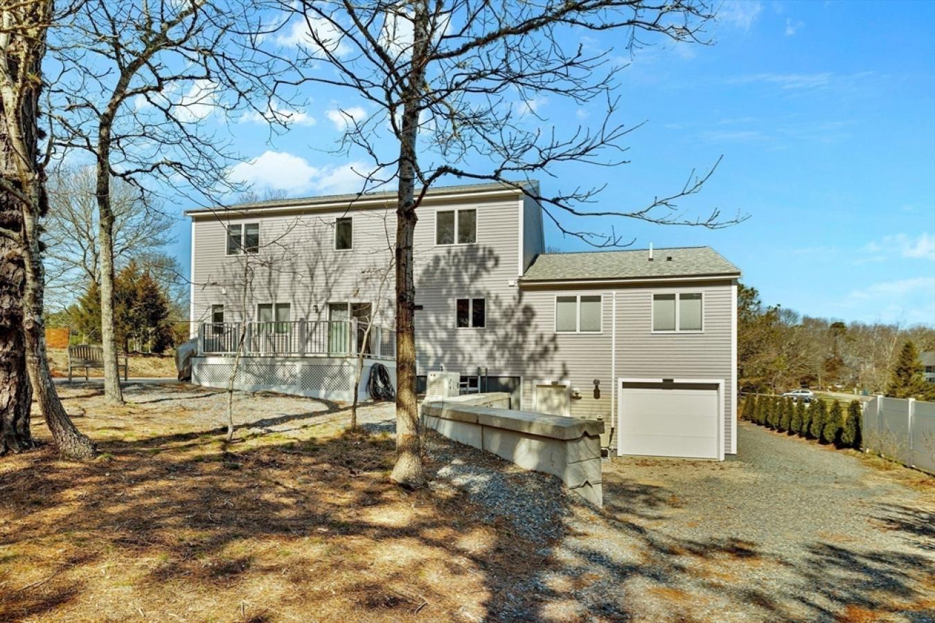 Falmouth, Massachusetts, 02536, United States, 4 Bedrooms Bedrooms, ,3 BathroomsBathrooms,Residential,For Sale,1938476