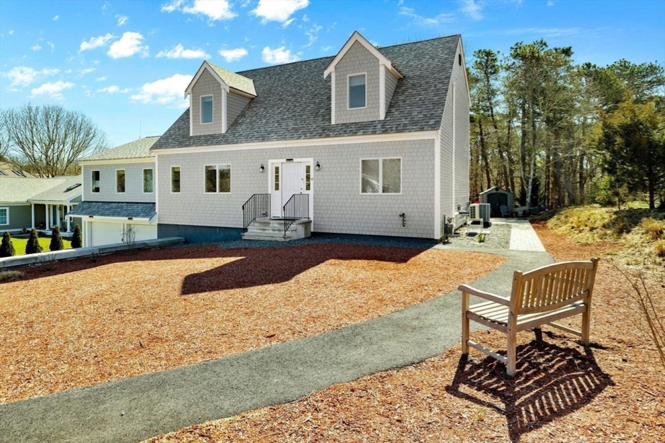 Falmouth, Massachusetts, 02536, United States, 4 Bedrooms Bedrooms, ,3 BathroomsBathrooms,Residential,For Sale,1938476