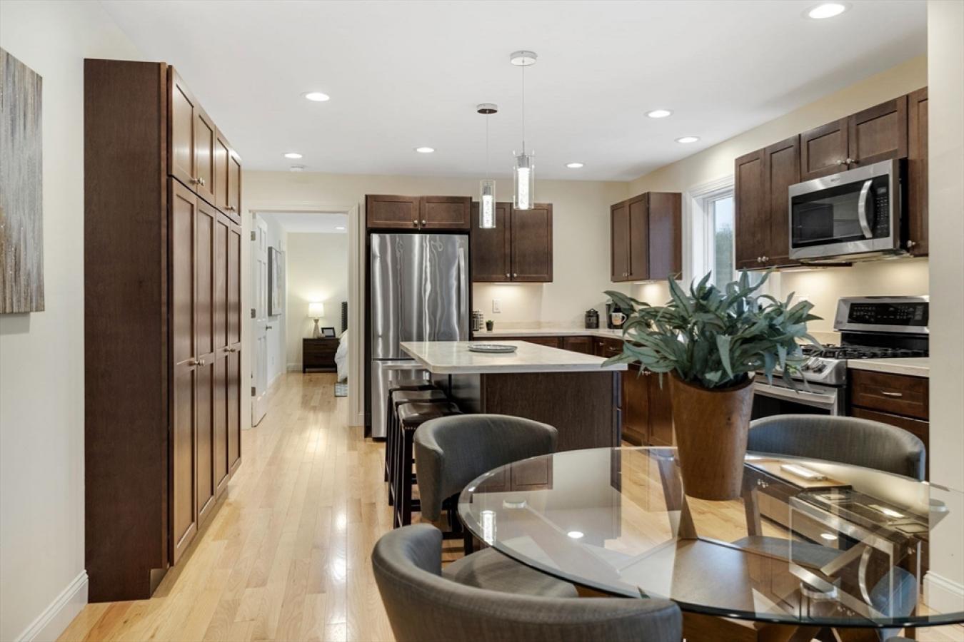 Falmouth, Massachusetts, 02536, United States, 4 Bedrooms Bedrooms, ,3 BathroomsBathrooms,Residential,For Sale,1938476