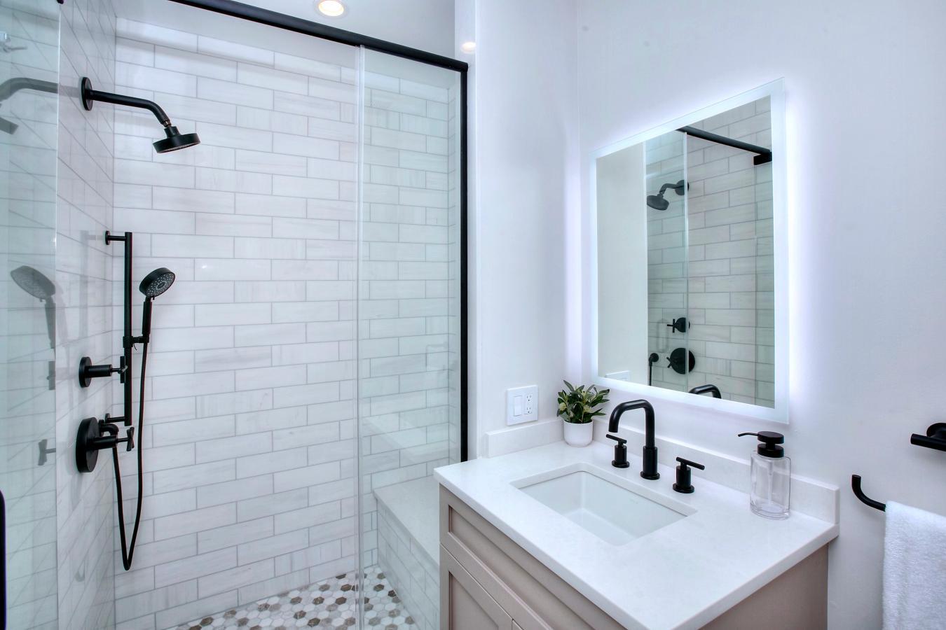 Westport, New York, 06880, United States, 5 Bedrooms Bedrooms, ,4 BathroomsBathrooms,Residential,For Sale,1938477