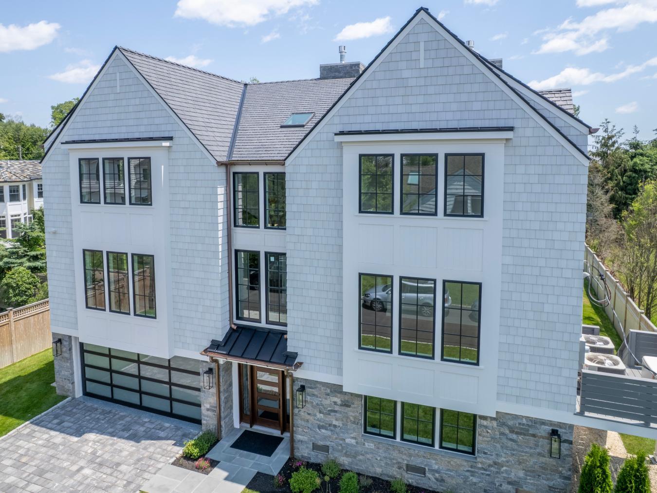 Westport, New York, 06880, United States, 5 Bedrooms Bedrooms, ,4 BathroomsBathrooms,Residential,For Sale,1938477