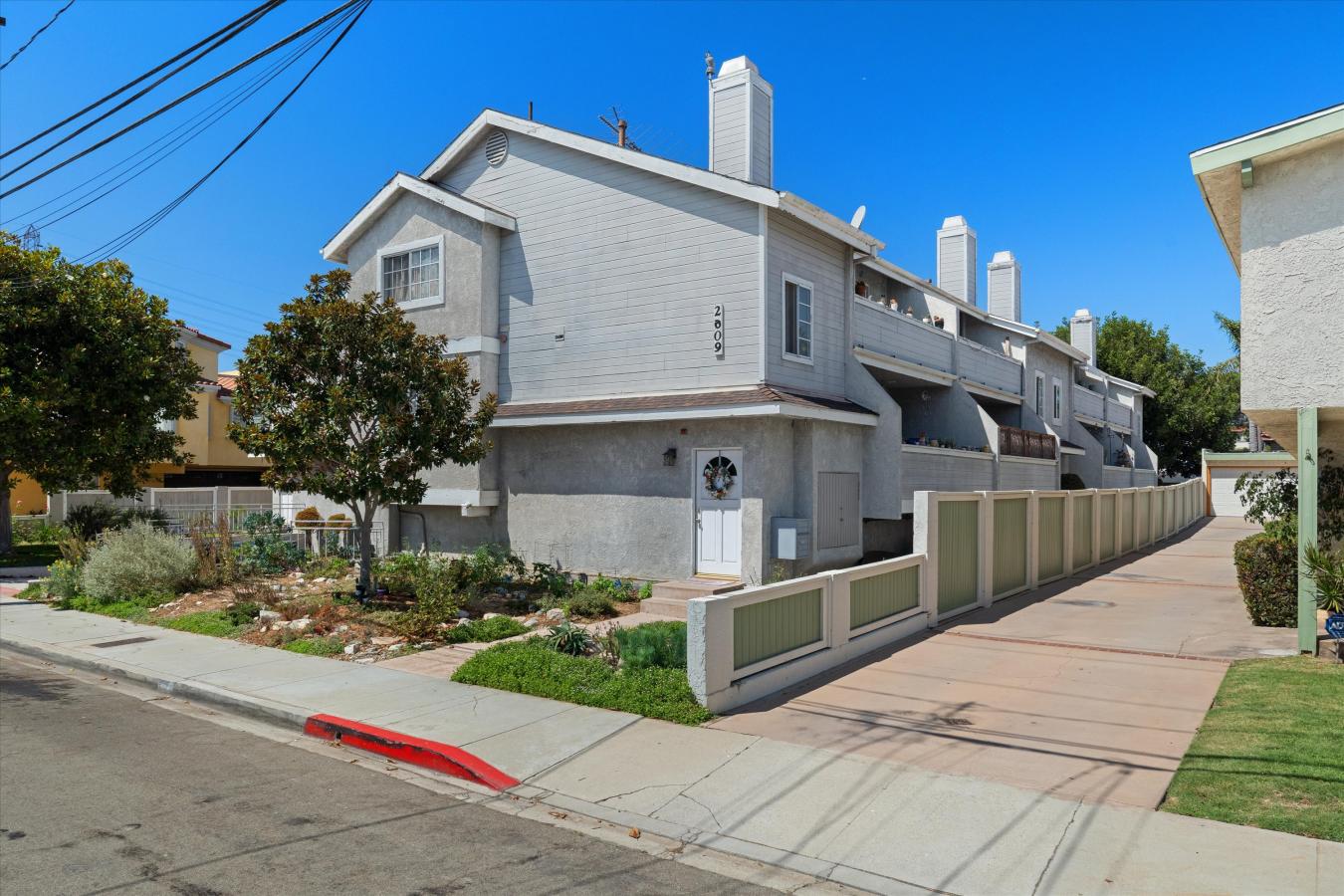 Redondo Beach, Los Angeles, 90278, United States, 3 Bedrooms Bedrooms, ,2 BathroomsBathrooms,Residential,For Sale,1941558