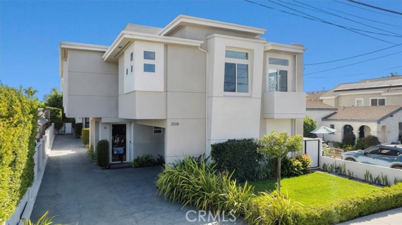 Redondo Beach, Los Angeles, 90278, United States, 4 Bedrooms Bedrooms, ,3 BathroomsBathrooms,Residential,For Sale,1941557