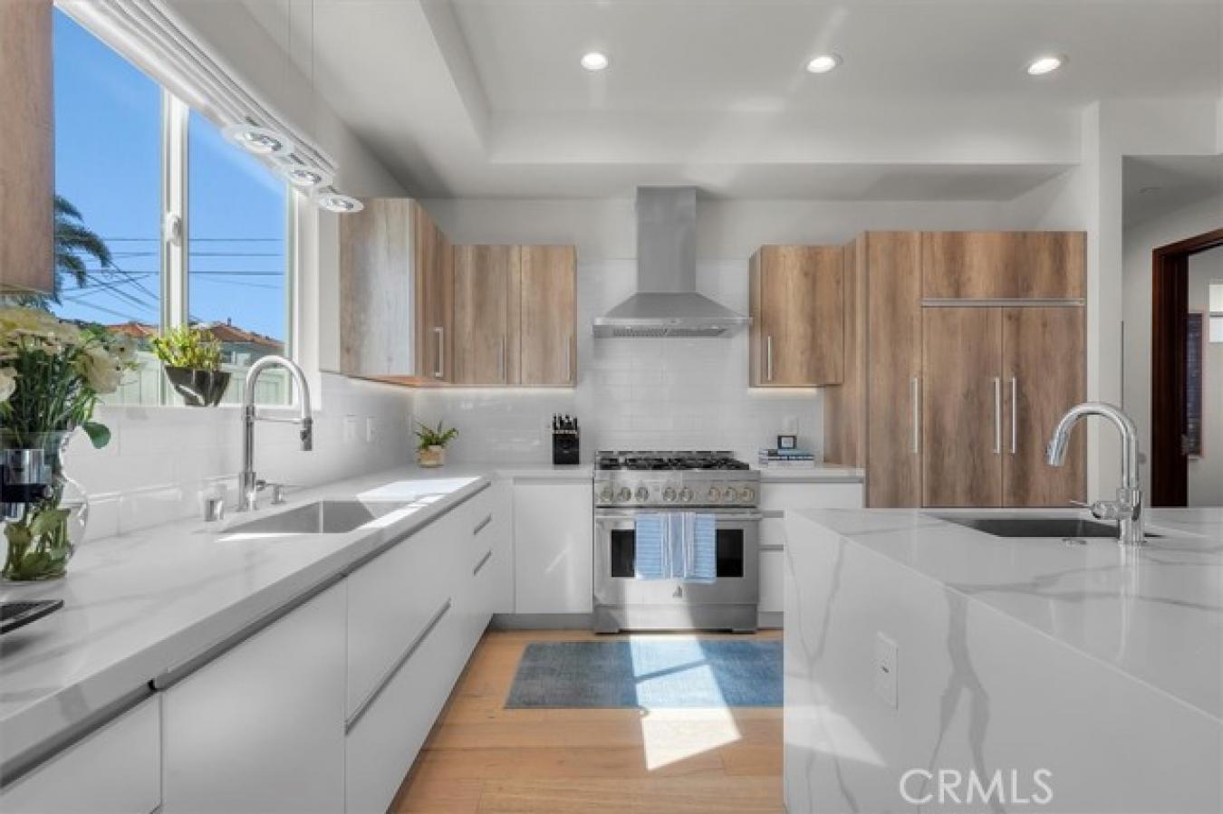 Redondo Beach, Los Angeles, 90278, United States, 4 Bedrooms Bedrooms, ,3 BathroomsBathrooms,Residential,For Sale,1941557