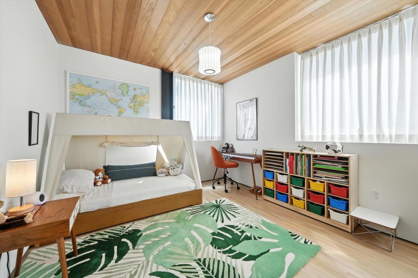 Hermosa Beach, Los Angeles, 90254, United States, 5 Bedrooms Bedrooms, ,5 BathroomsBathrooms,Residential,For Sale,1941556