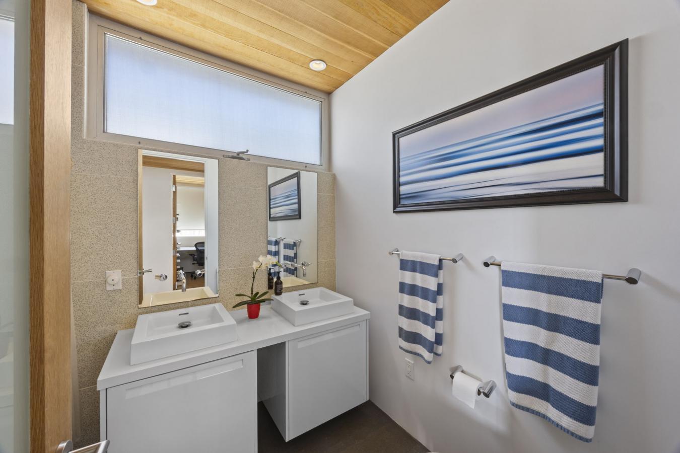 Hermosa Beach, Los Angeles, 90254, United States, 5 Bedrooms Bedrooms, ,5 BathroomsBathrooms,Residential,For Sale,1941556