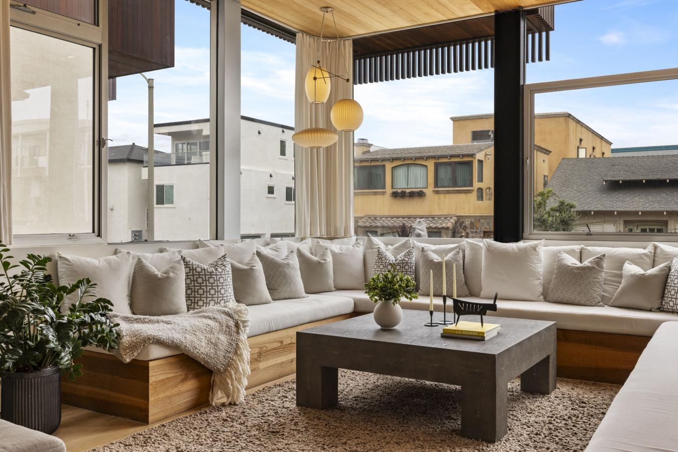 Hermosa Beach, Los Angeles, 90254, United States, 5 Bedrooms Bedrooms, ,5 BathroomsBathrooms,Residential,For Sale,1941556