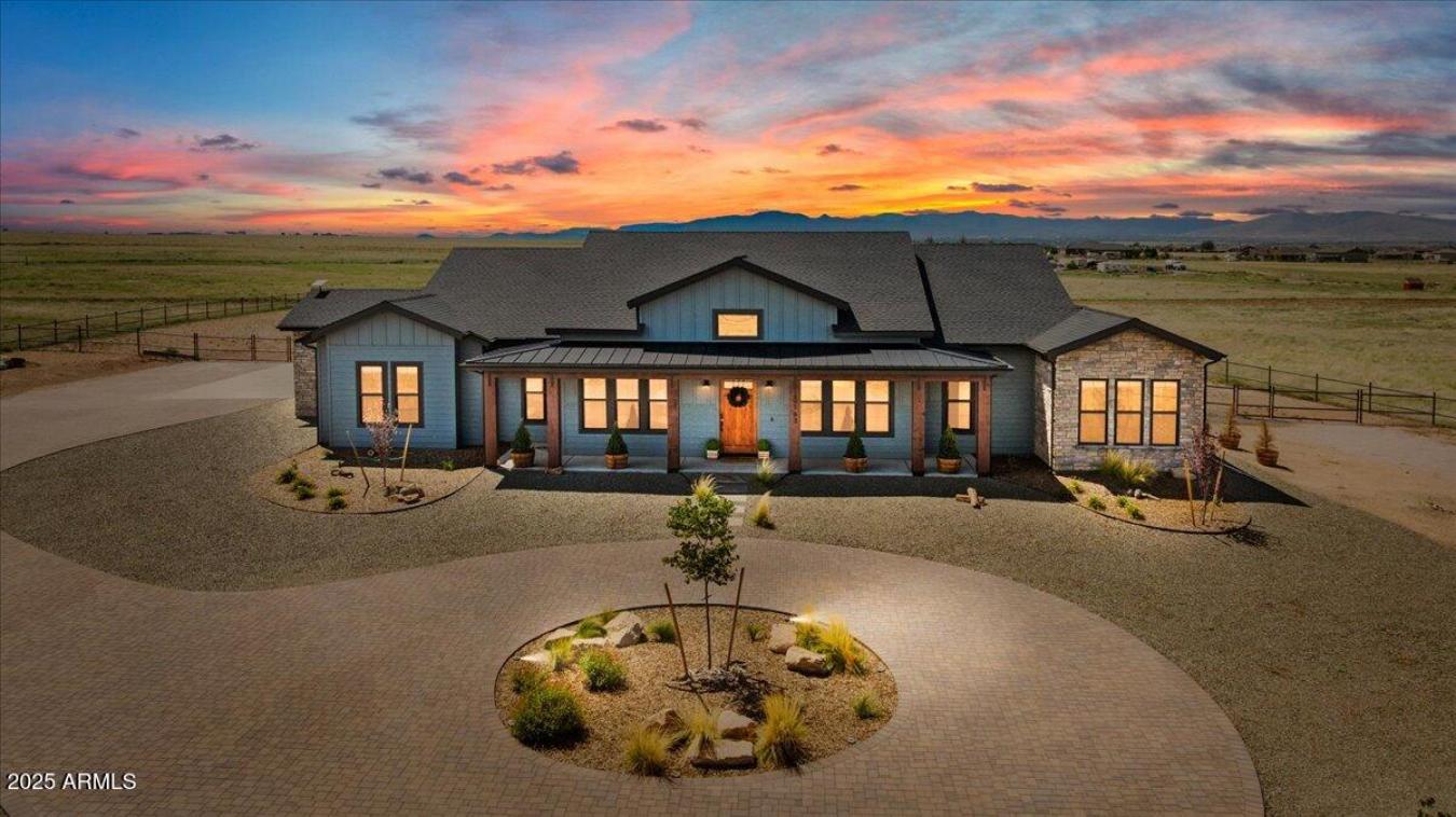 Prescott Valley, Yavapai, 86315, United States, 4 Bedrooms Bedrooms, ,3 BathroomsBathrooms,Residential,For Sale,1941554