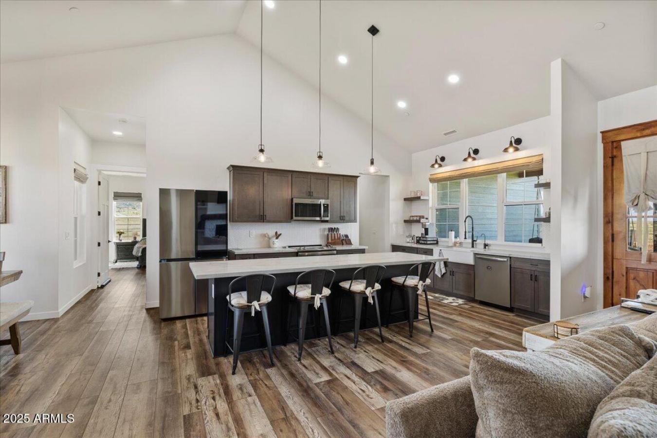 Prescott Valley, Yavapai, 86315, United States, 4 Bedrooms Bedrooms, ,3 BathroomsBathrooms,Residential,For Sale,1941554