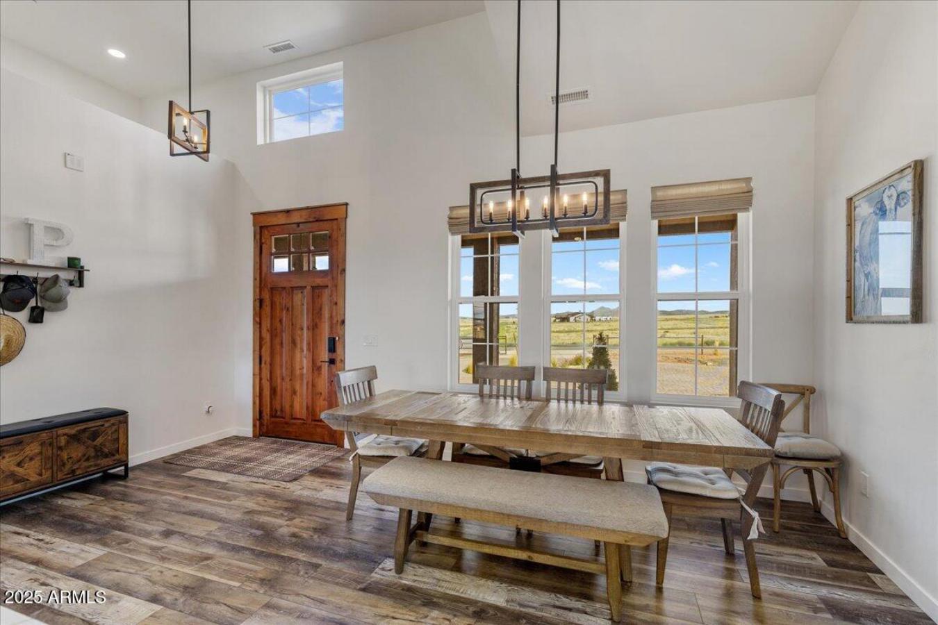 Prescott Valley, Yavapai, 86315, United States, 4 Bedrooms Bedrooms, ,3 BathroomsBathrooms,Residential,For Sale,1941554