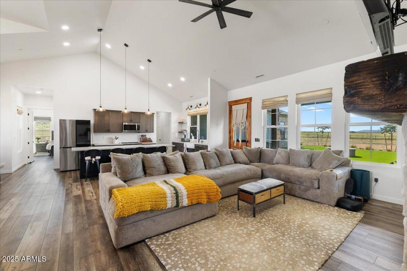 Prescott Valley, Yavapai, 86315, United States, 4 Bedrooms Bedrooms, ,3 BathroomsBathrooms,Residential,For Sale,1941554