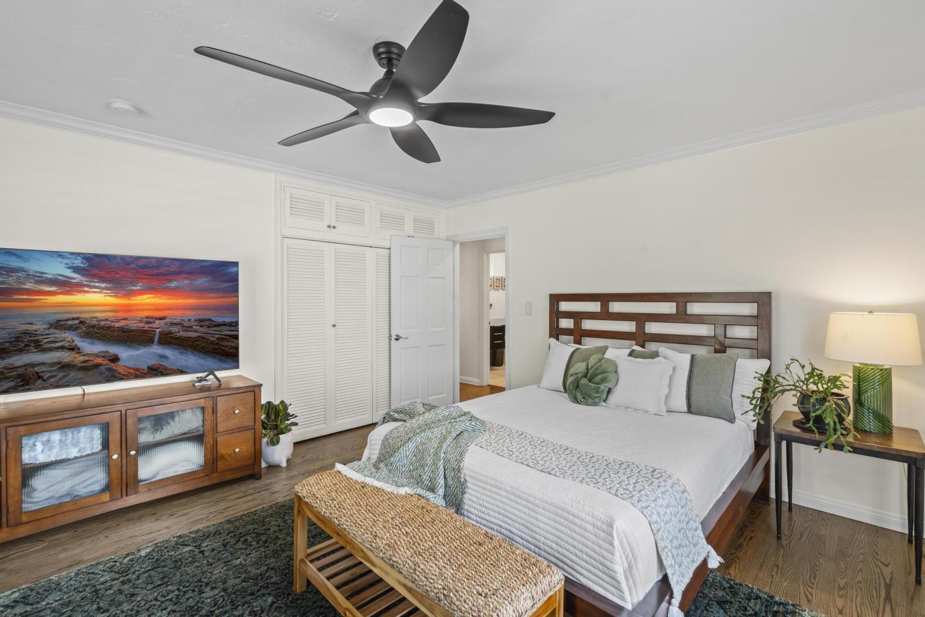 San Diego, San Diego, 92115, United States, 2 Bedrooms Bedrooms, ,2 BathroomsBathrooms,Residential,For Sale,1941552