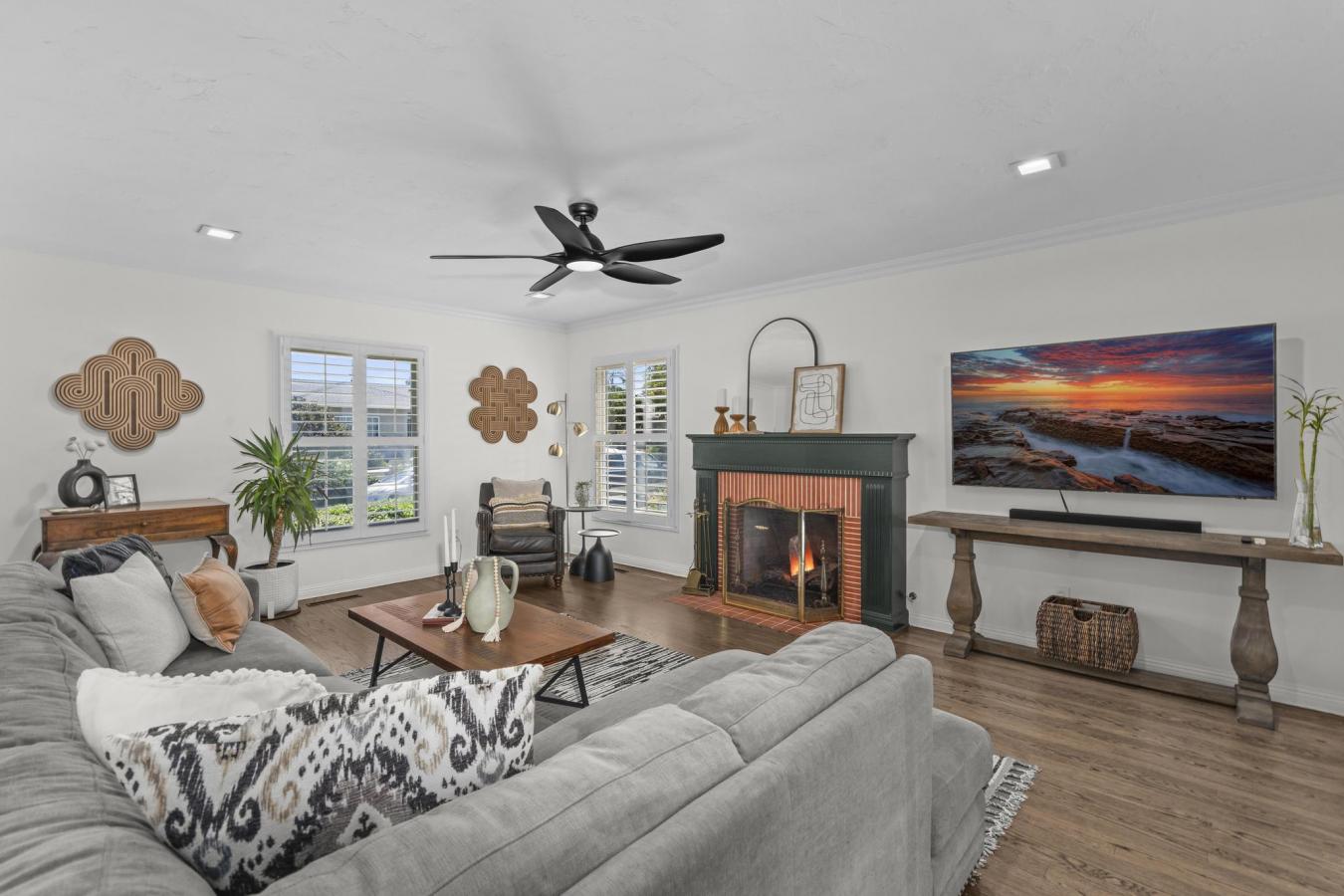 San Diego, San Diego, 92115, United States, 2 Bedrooms Bedrooms, ,2 BathroomsBathrooms,Residential,For Sale,1941552