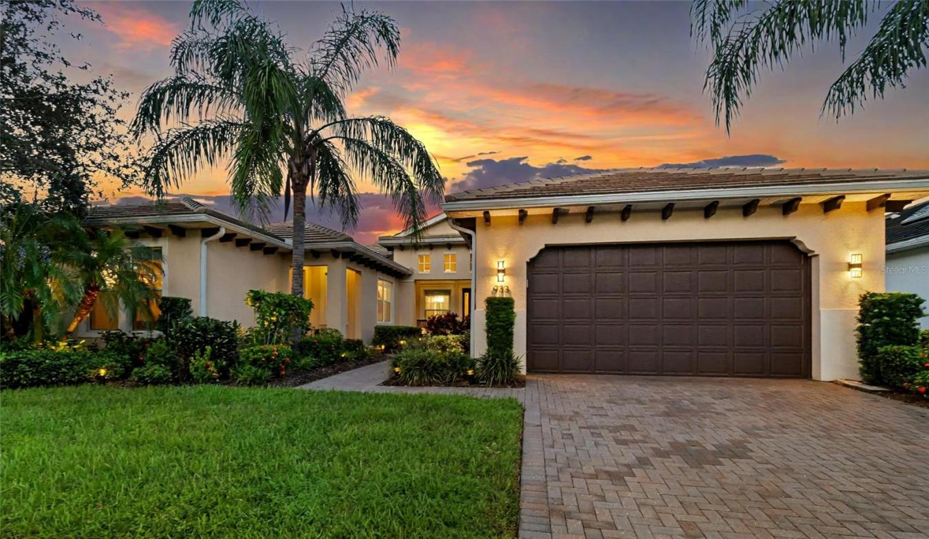 BRADENTON, Manatee, 34208, United States, ,Residential,For Sale,1941551