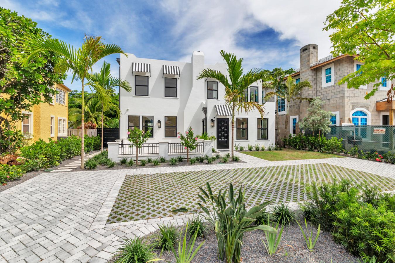 West Palm Beach, Florida, 33405, United States, 4 Bedrooms Bedrooms, ,4 BathroomsBathrooms,Residential,For Sale,1943698