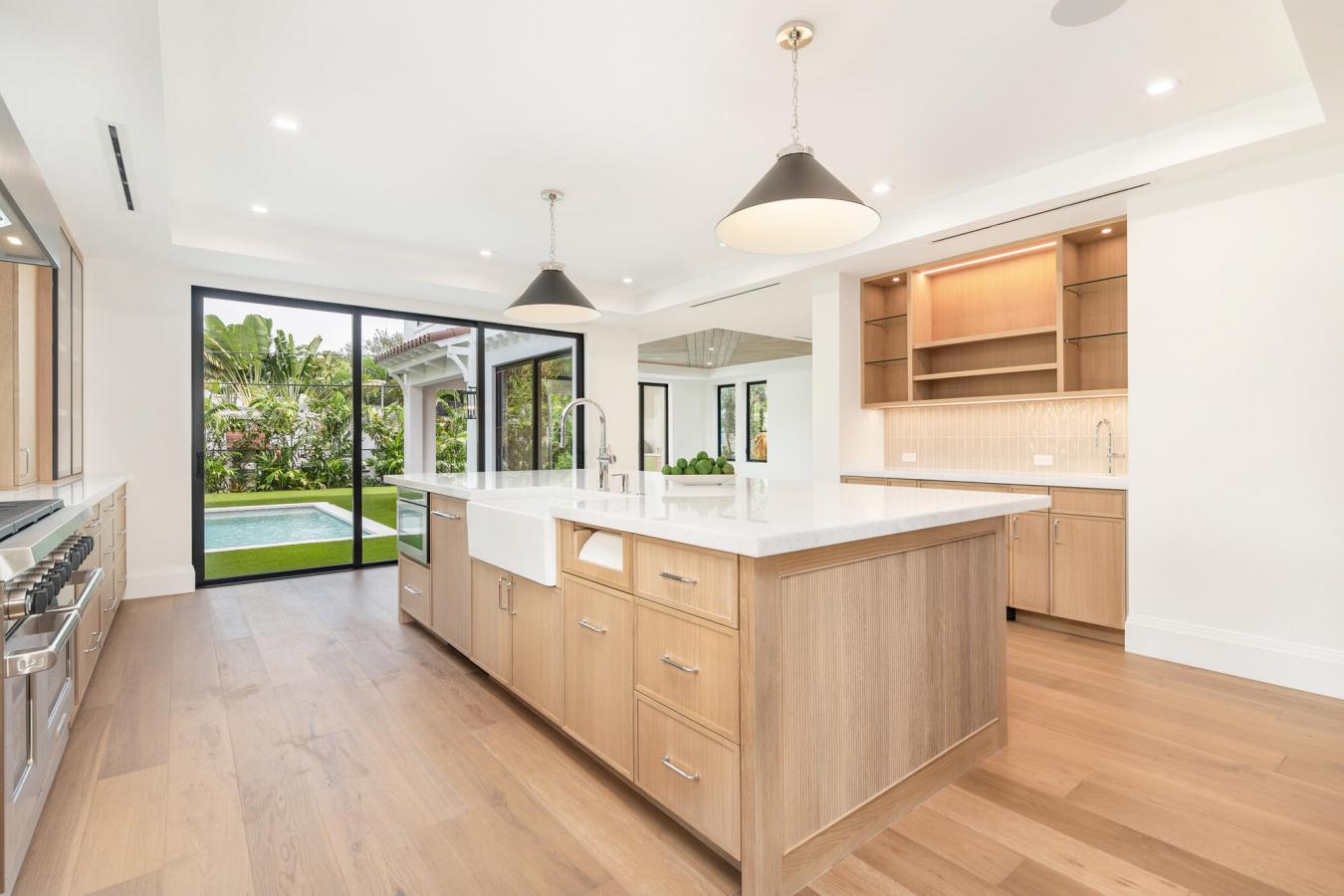 West Palm Beach, Florida, 33405, United States, 4 Bedrooms Bedrooms, ,4 BathroomsBathrooms,Residential,For Sale,1943698