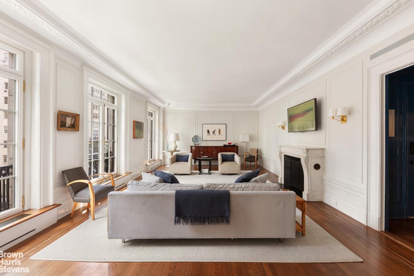 New York, New York, 10021, United States, 4 Bedrooms Bedrooms, ,3 BathroomsBathrooms,Residential,For Sale,1943697
