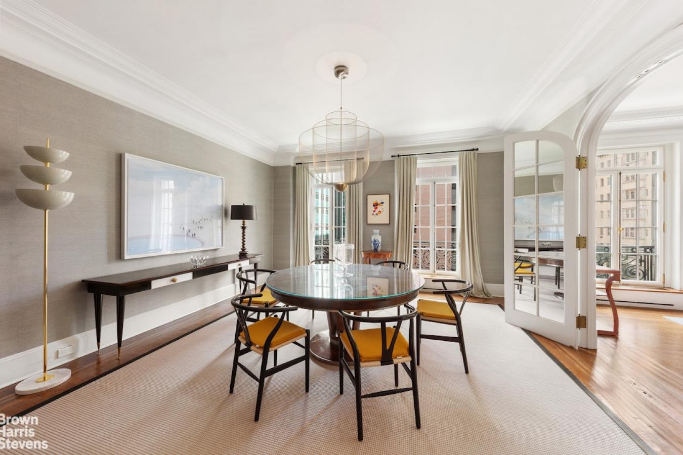 New York, New York, 10021, United States, 4 Bedrooms Bedrooms, ,3 BathroomsBathrooms,Residential,For Sale,1943697