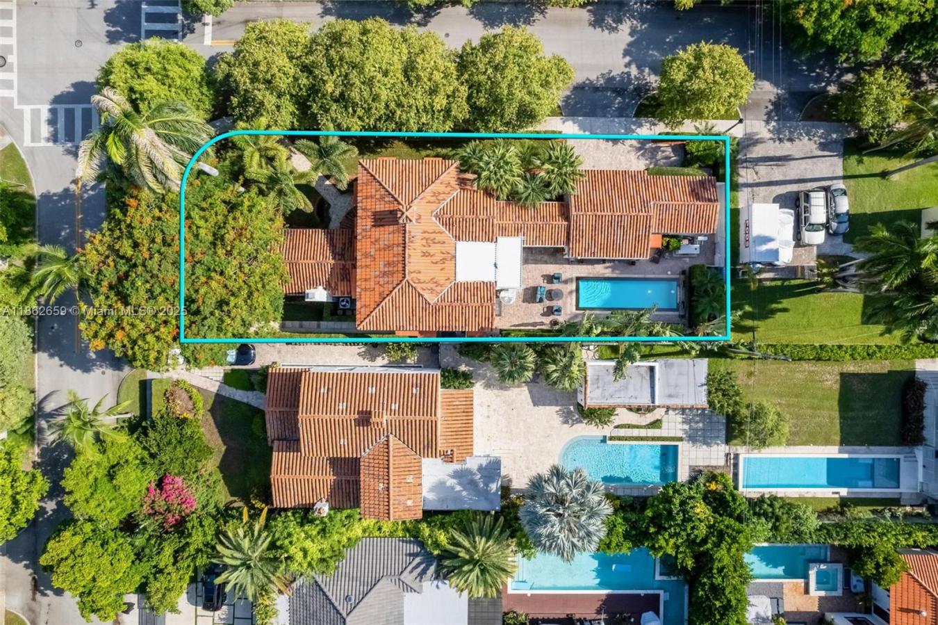 Miami Beach, Florida, 33139, United States, 4 Bedrooms Bedrooms, ,4 BathroomsBathrooms,Residential,For Sale,1943959