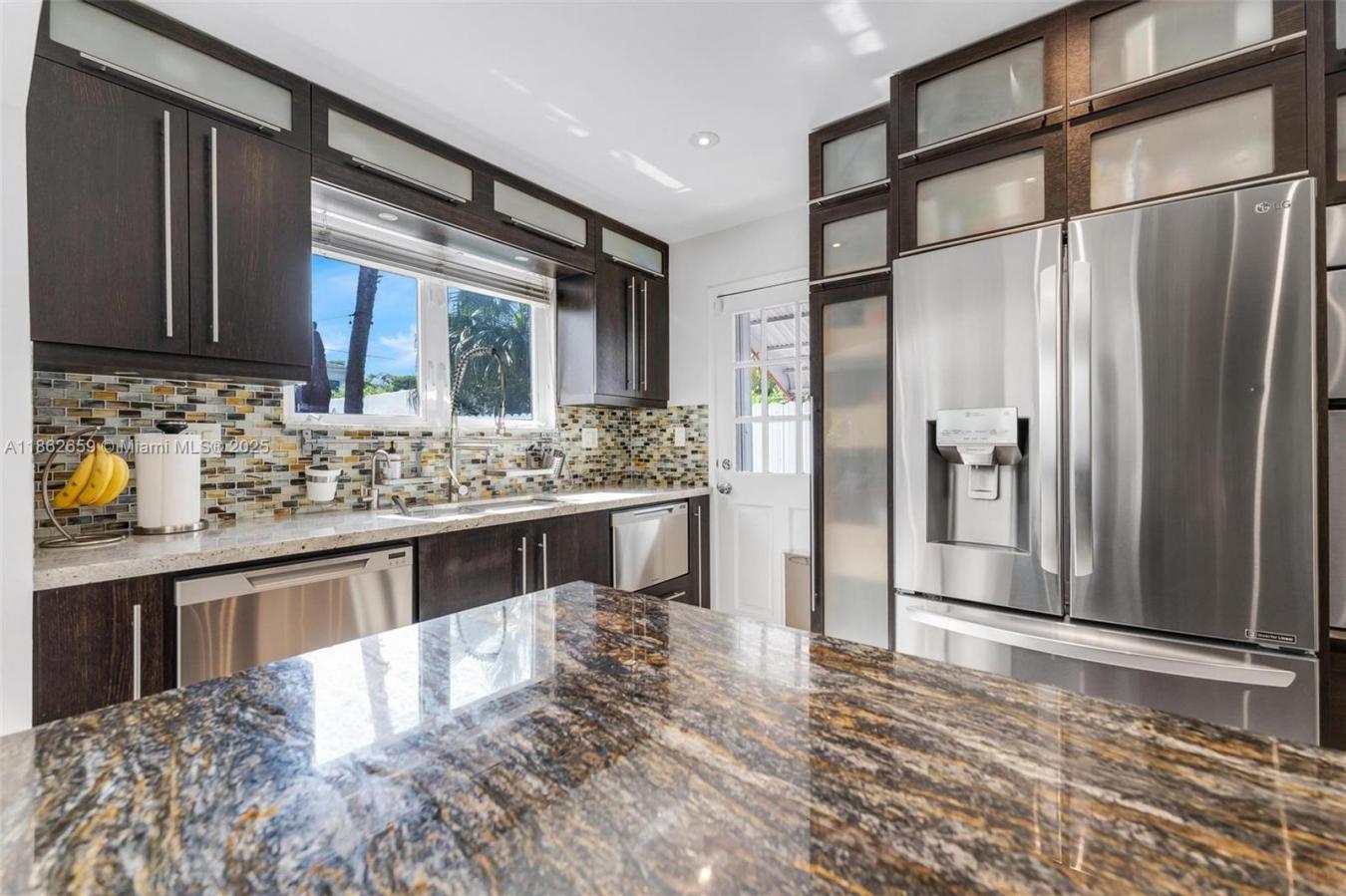 Miami Beach, Florida, 33139, United States, 4 Bedrooms Bedrooms, ,4 BathroomsBathrooms,Residential,For Sale,1943959