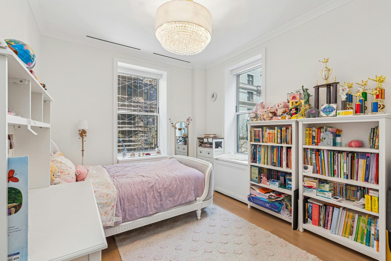 New York, New York, 10024, United States, 3 Bedrooms Bedrooms, ,2 BathroomsBathrooms,Residential,For Sale,1943696
