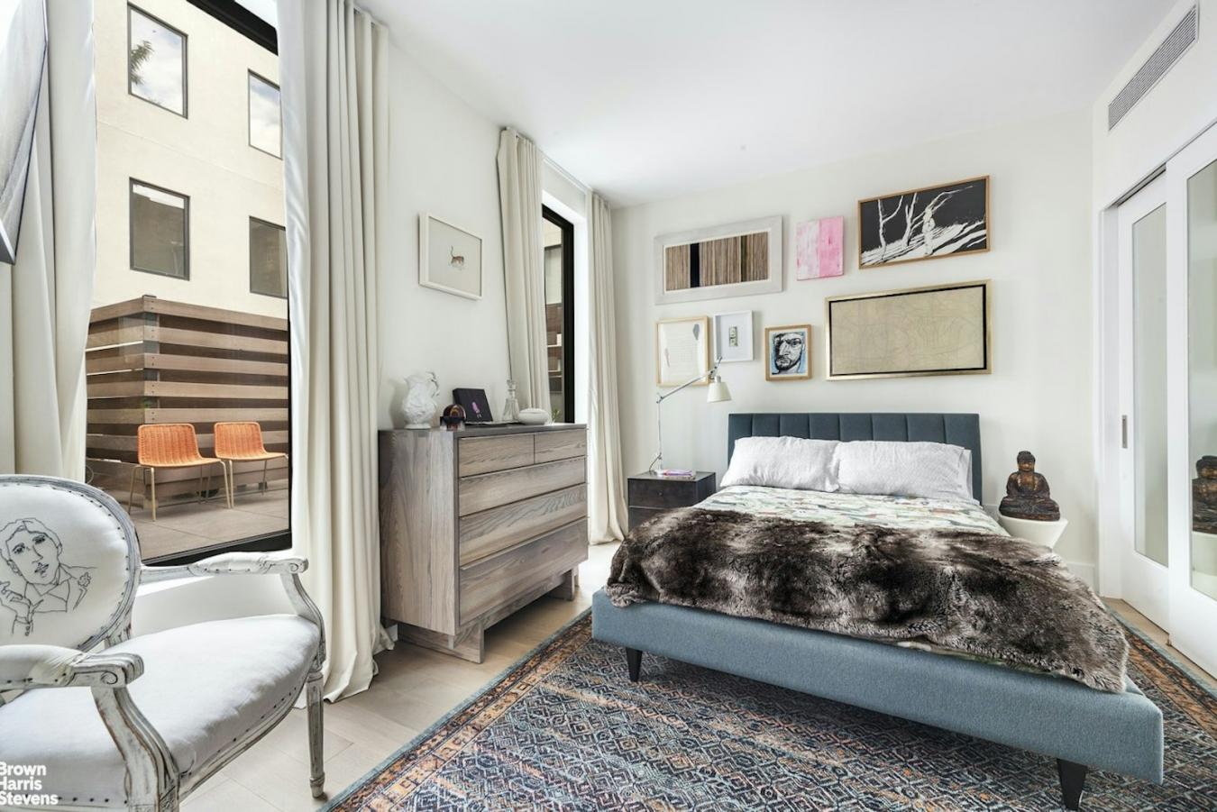 Cobble Hill, New York, 11201, United States, 3 Bedrooms Bedrooms, ,2 BathroomsBathrooms,Residential,For Sale,1943695