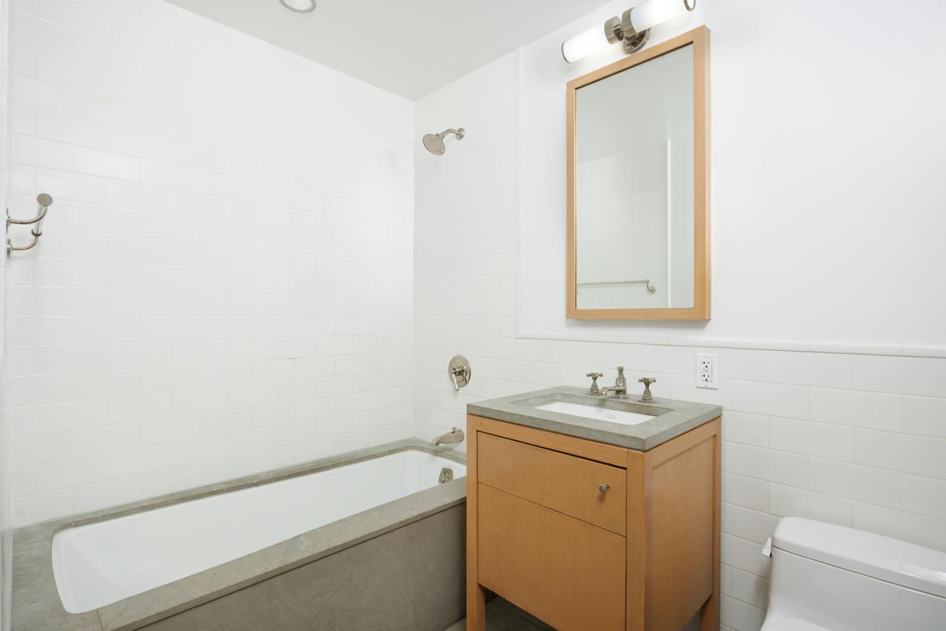 New York, New York, 10025, United States, 4 Bedrooms Bedrooms, ,3 BathroomsBathrooms,Residential,For Sale,1943694