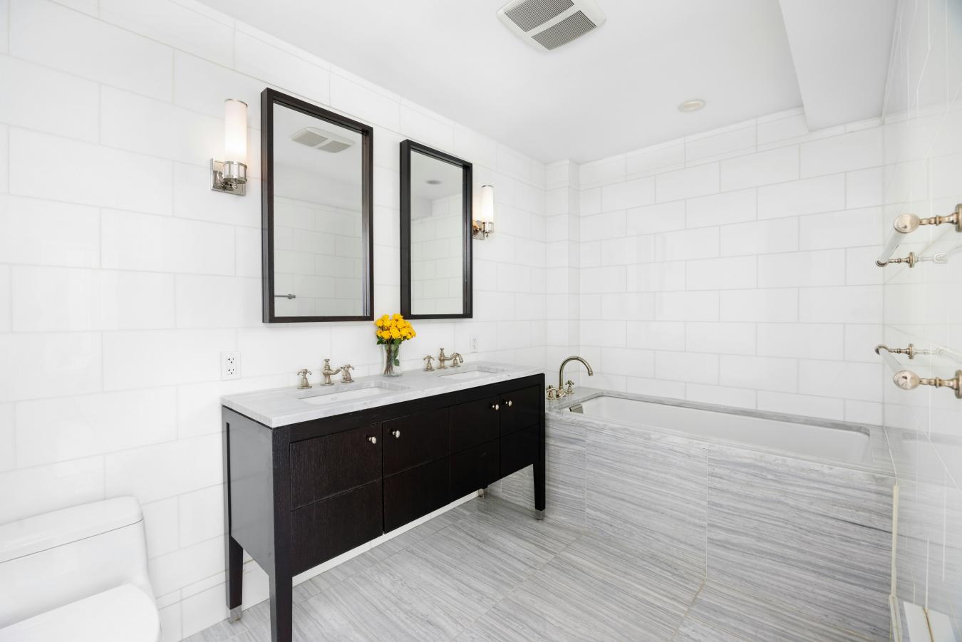 New York, New York, 10025, United States, 4 Bedrooms Bedrooms, ,3 BathroomsBathrooms,Residential,For Sale,1943694