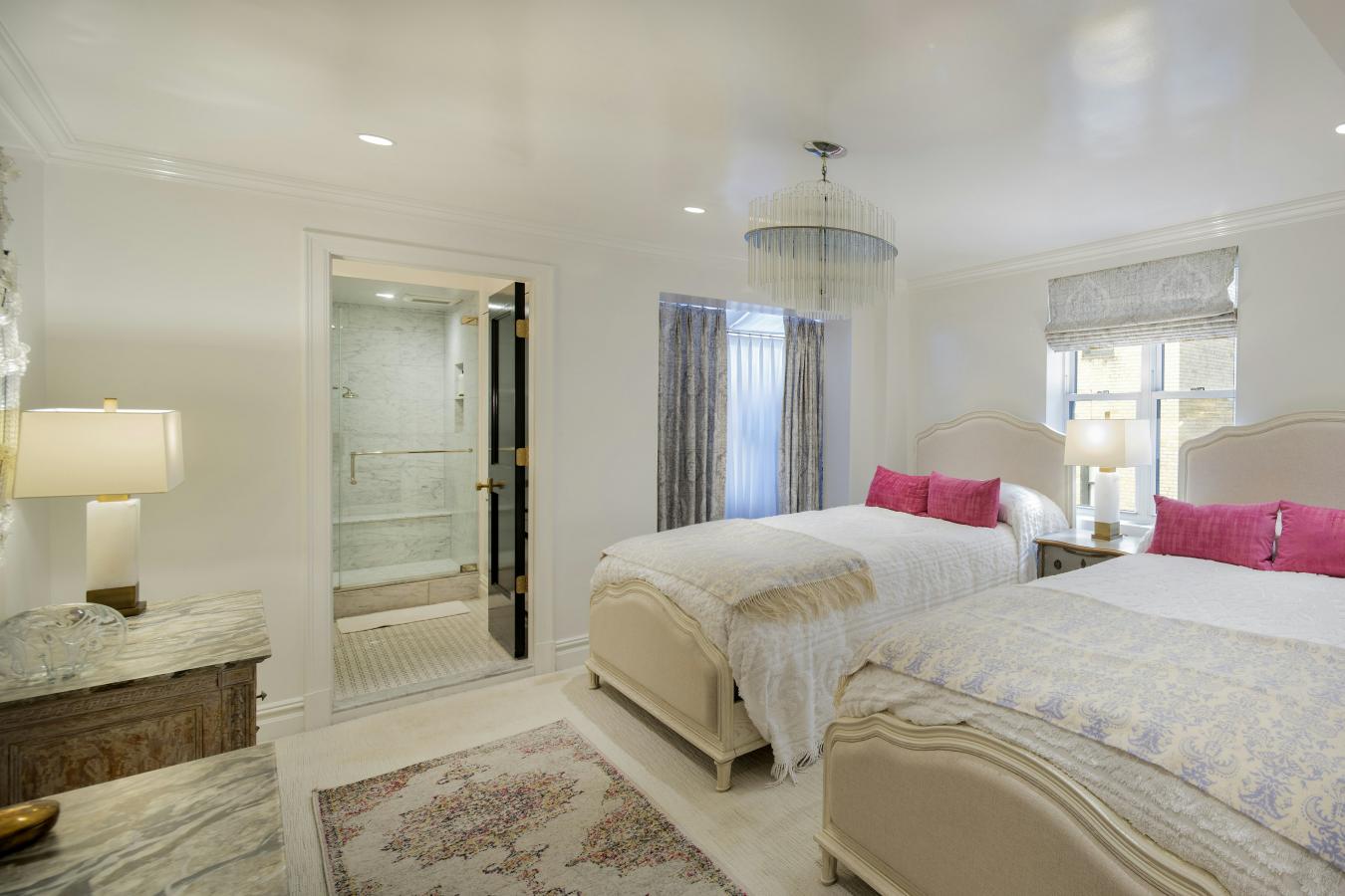 New York, New York, 10075, United States, 2 Bedrooms Bedrooms, ,2 BathroomsBathrooms,Residential,For Sale,1943693