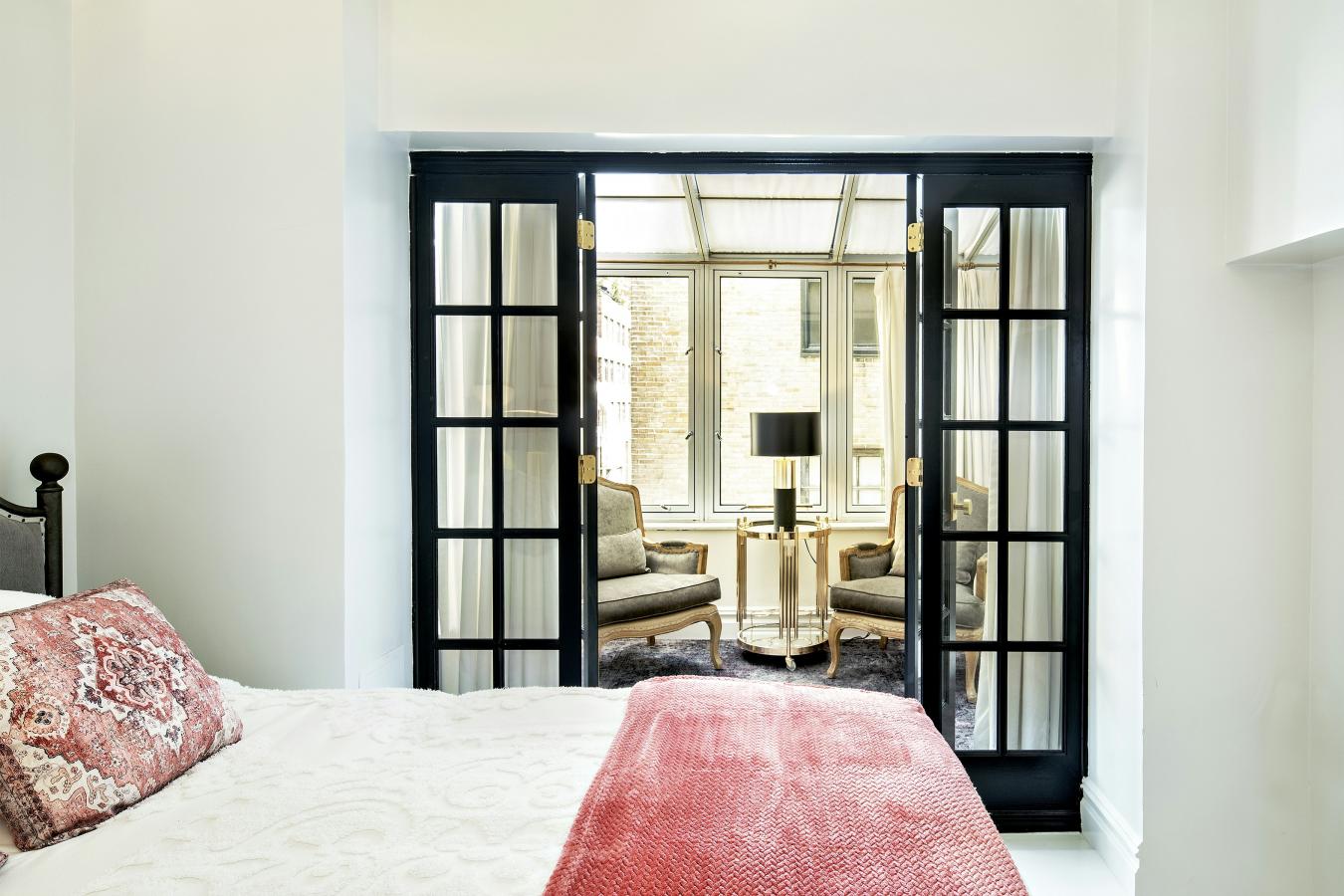 New York, New York, 10075, United States, 2 Bedrooms Bedrooms, ,2 BathroomsBathrooms,Residential,For Sale,1943693