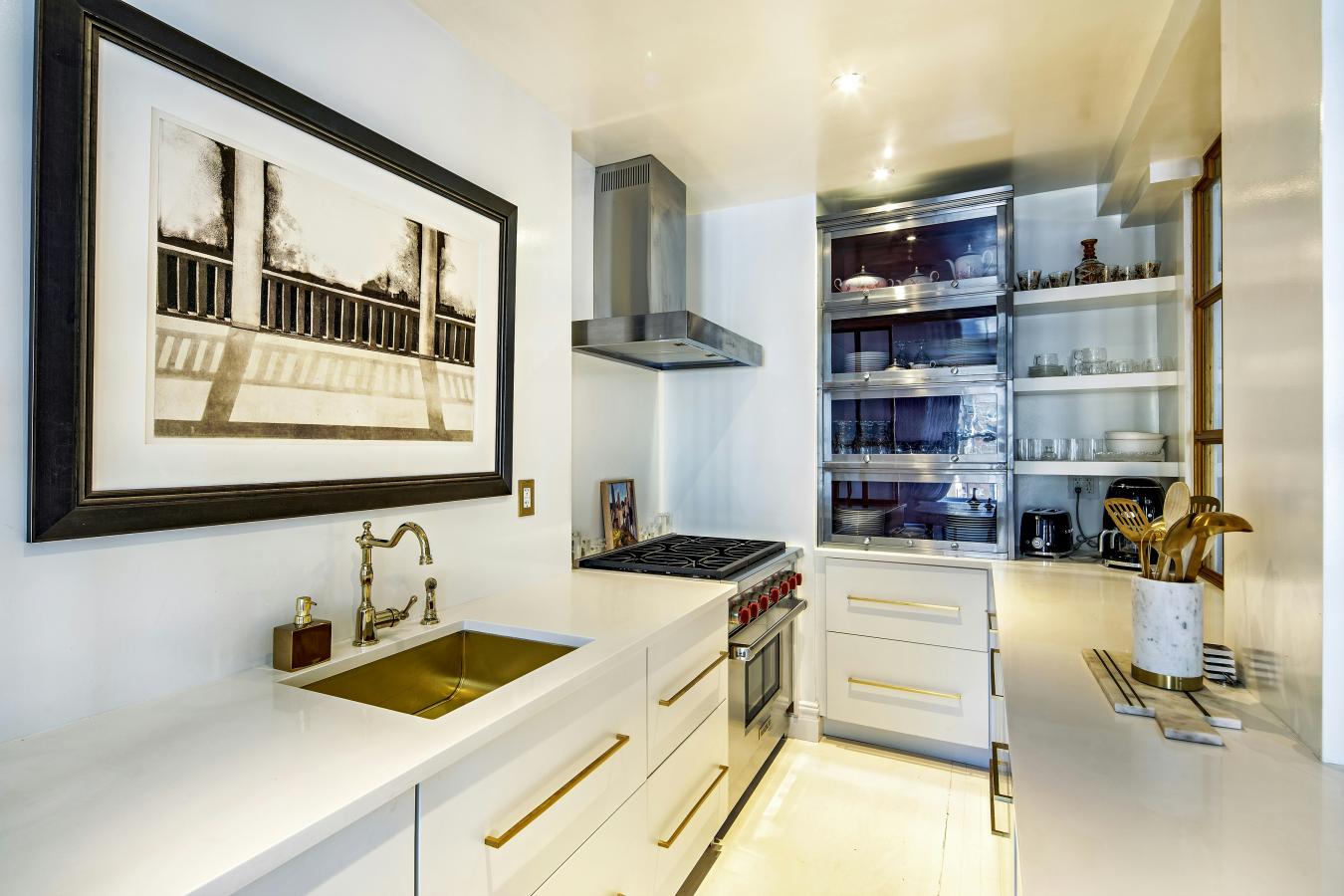 New York, New York, 10075, United States, 2 Bedrooms Bedrooms, ,2 BathroomsBathrooms,Residential,For Sale,1943693