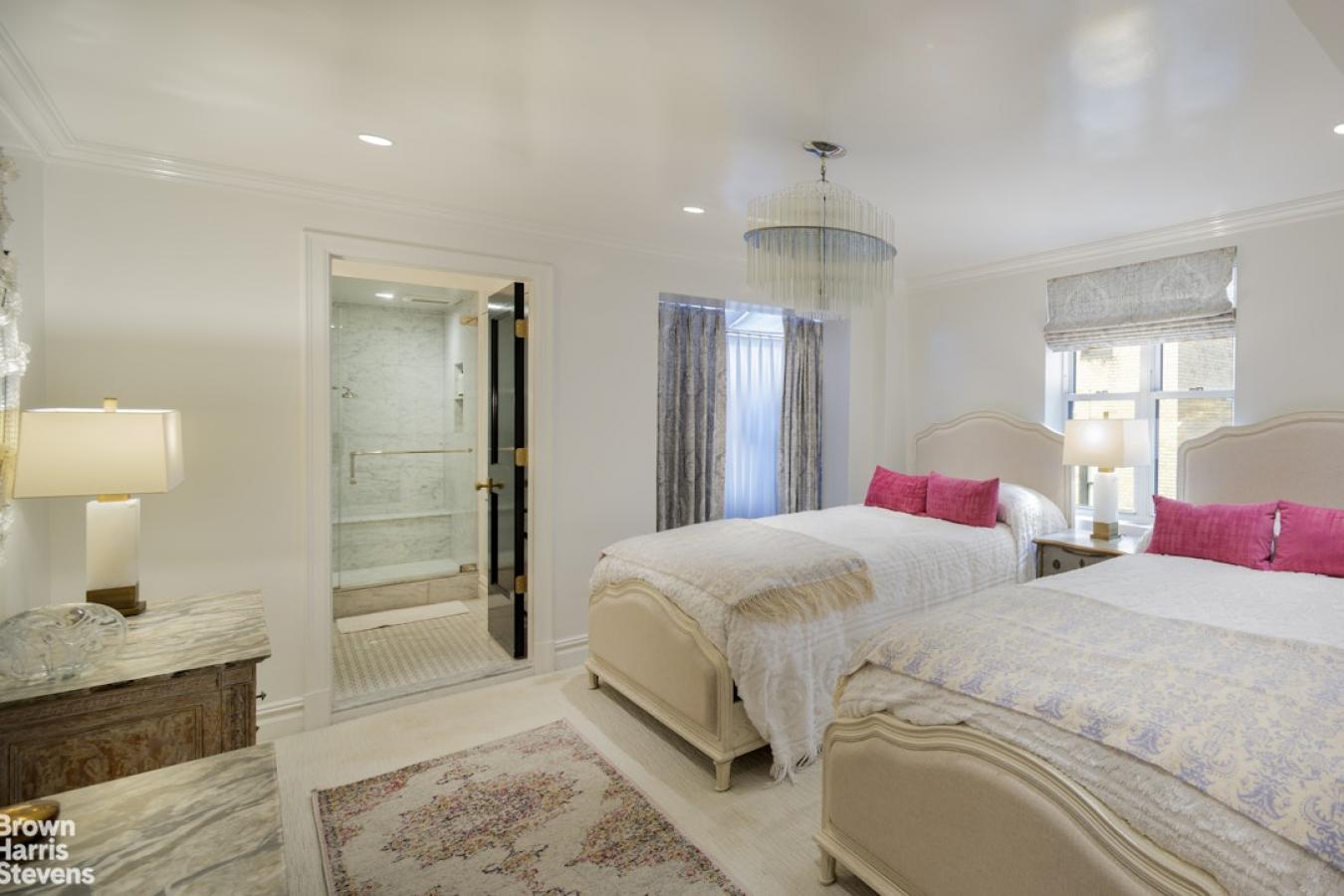 New York, New York, 10075, United States, 2 Bedrooms Bedrooms, ,2 BathroomsBathrooms,Residential,For Sale,1943693