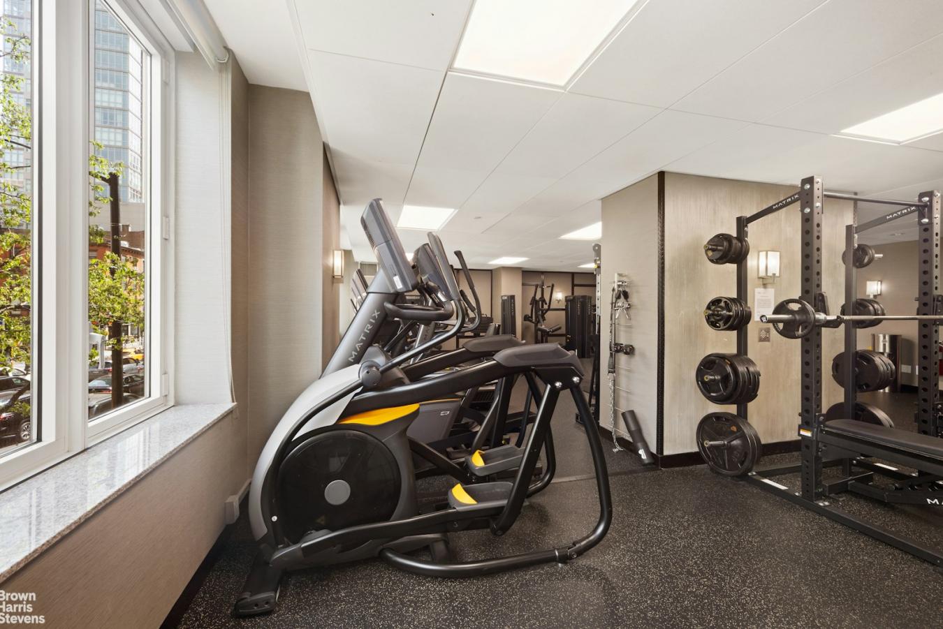 New York, New York, 10022, United States, 2 Bedrooms Bedrooms, ,2 BathroomsBathrooms,Residential,For Sale,1943691