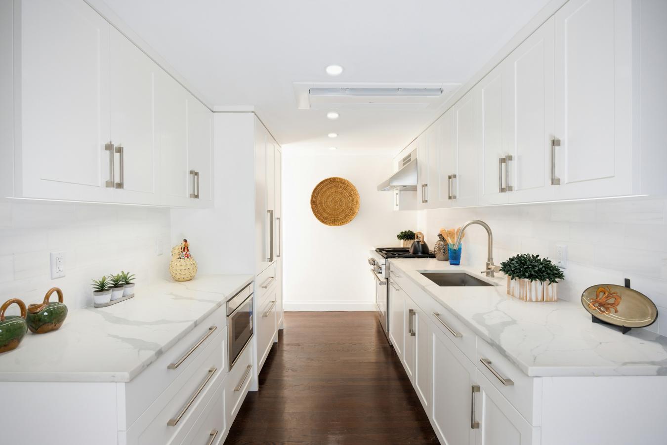 New York, New York, 10075, United States, 2 Bedrooms Bedrooms, ,2 BathroomsBathrooms,Residential,For Sale,1943690