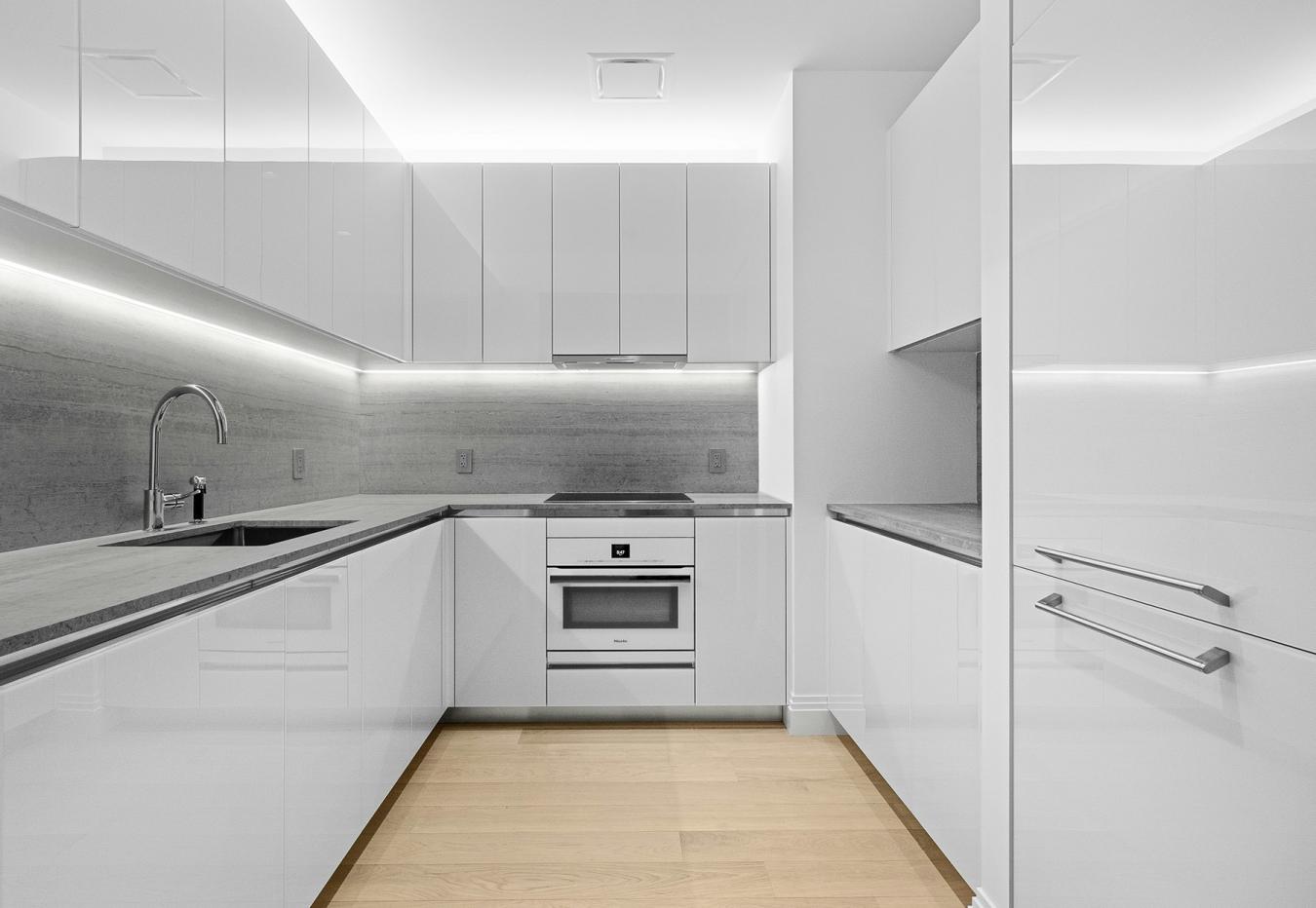 Financial District, New York, 10005, United States, 1 Bedroom Bedrooms, ,1 BathroomBathrooms,Residential,For Sale,1943689