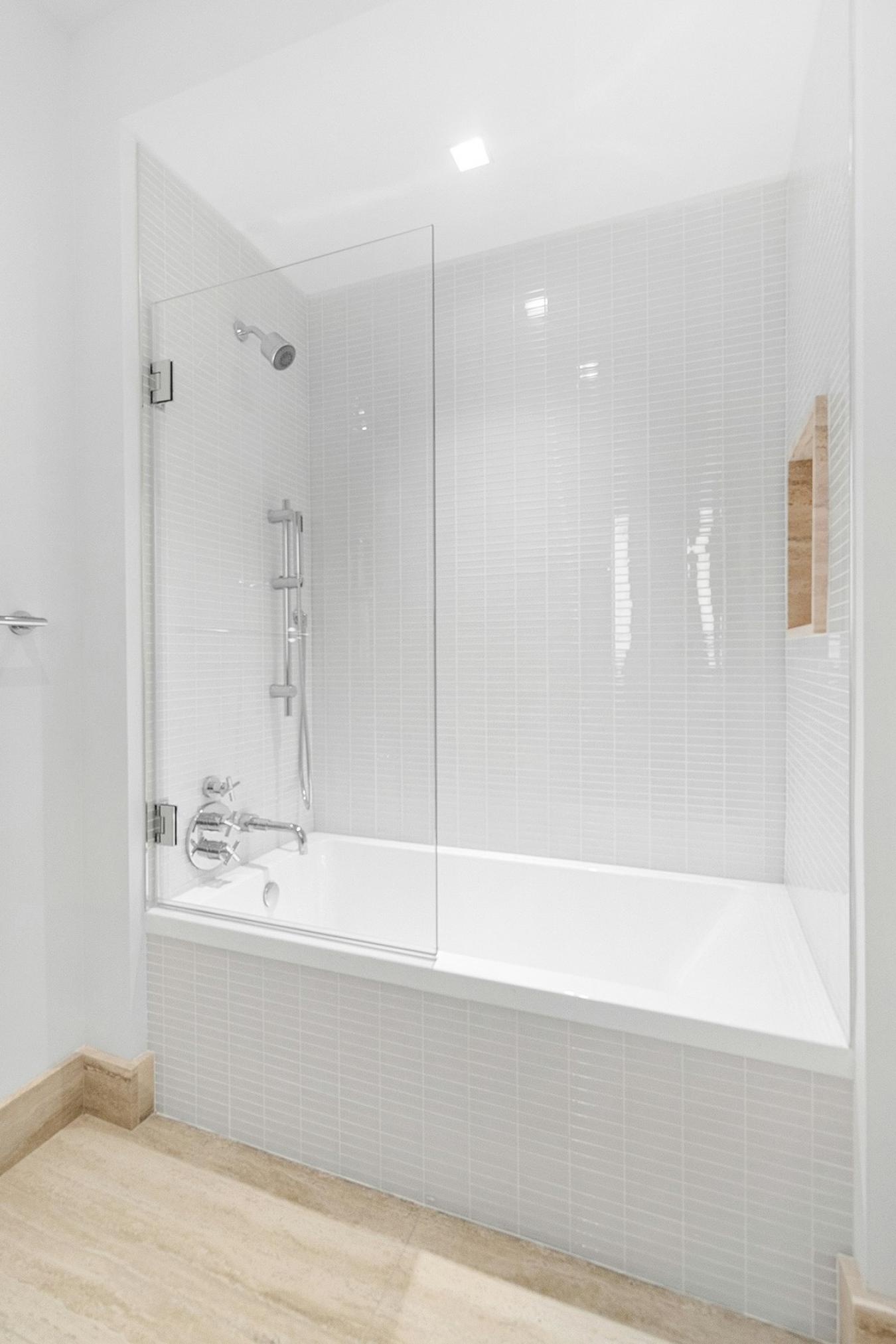 Financial District, New York, 10005, United States, 1 Bedroom Bedrooms, ,1 BathroomBathrooms,Residential,For Sale,1943689