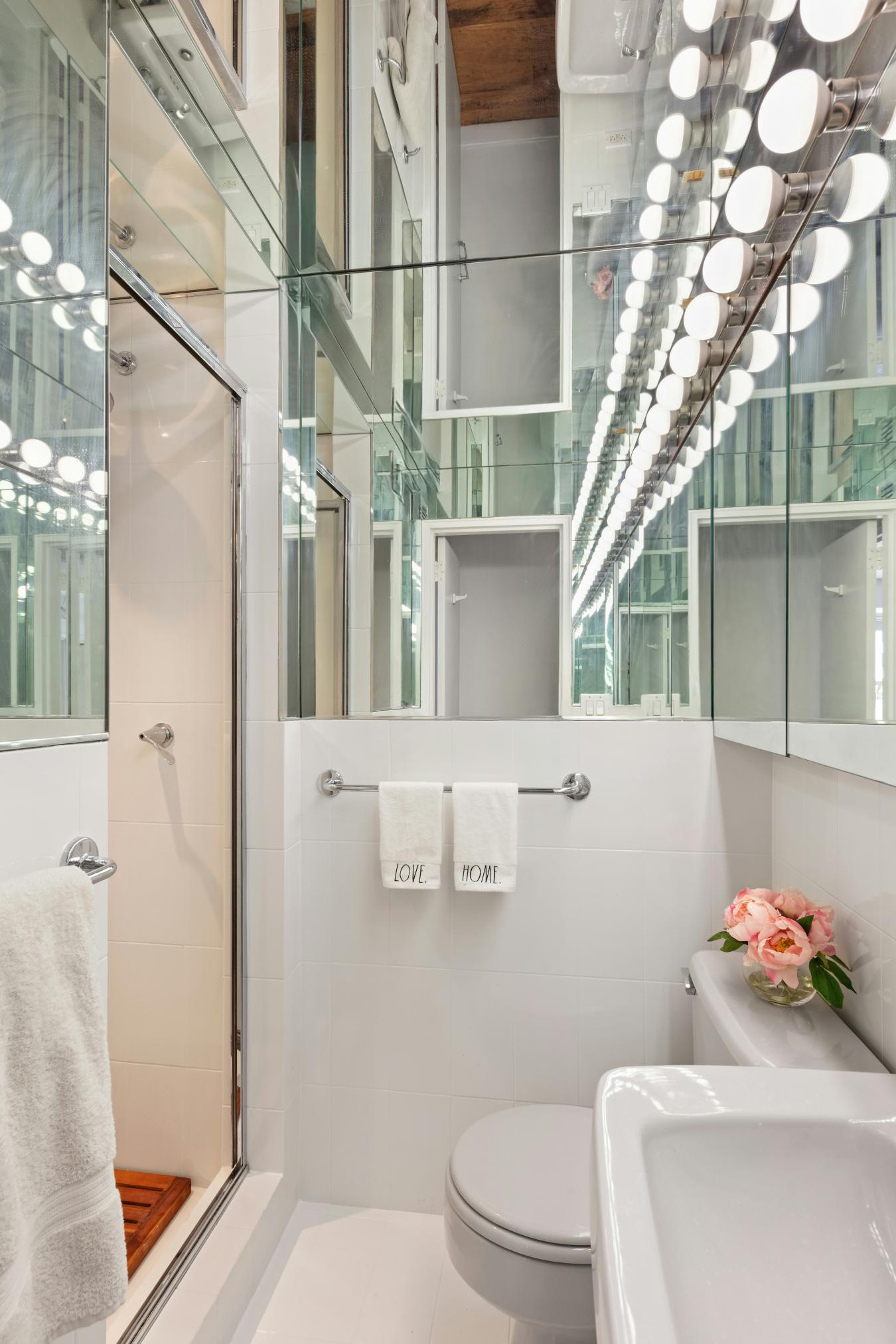 New York, New York, 10021, United States, 2 Bedrooms Bedrooms, ,2 BathroomsBathrooms,Residential,For Sale,1943688