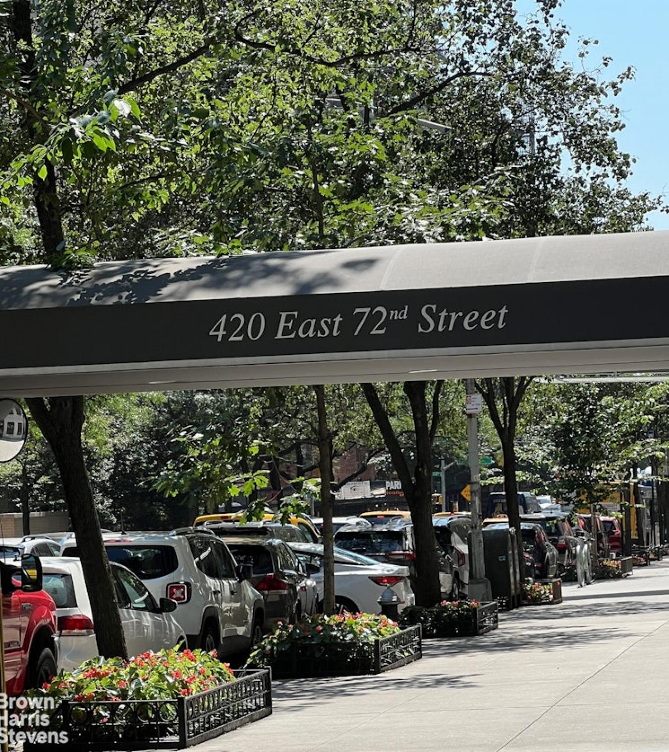 New York, New York, 10021, United States, 2 Bedrooms Bedrooms, ,2 BathroomsBathrooms,Residential,For Sale,1943688