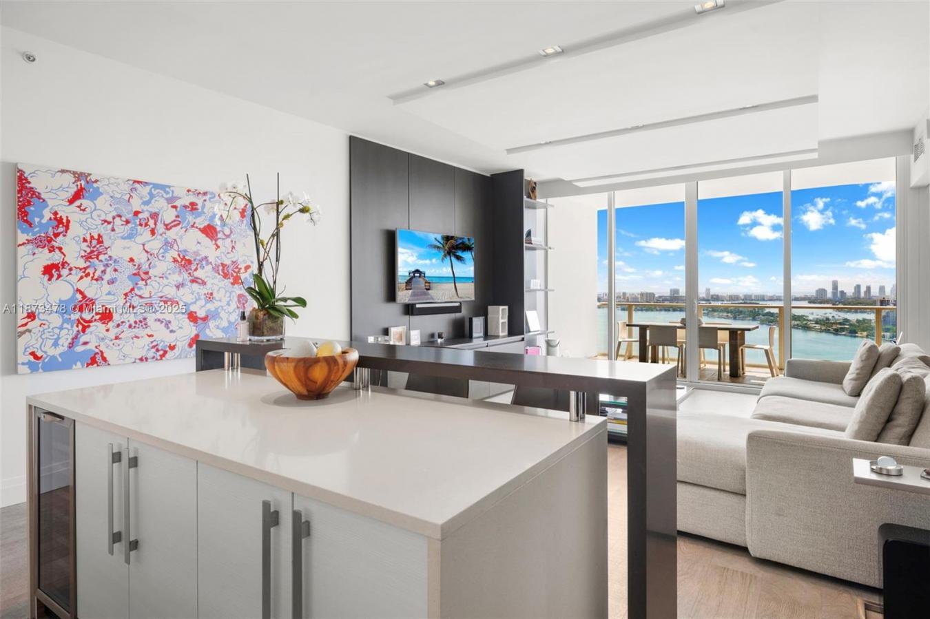 Miami, Florida, 33137, United States, 2 Bedrooms Bedrooms, ,2 BathroomsBathrooms,Residential,For Sale,1943958