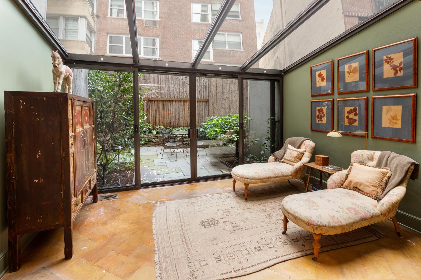 Gramercy Park, New York, 10010, United States, 1 Bedroom Bedrooms, ,2 BathroomsBathrooms,Residential,For Sale,1943687