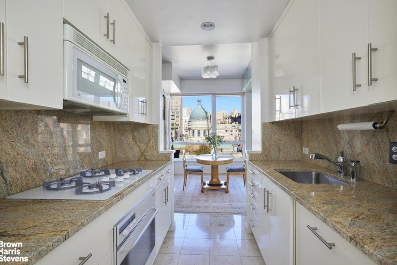 New York, New York, 10021, United States, 1 Bedroom Bedrooms, ,1 BathroomBathrooms,Residential,For Sale,1943686
