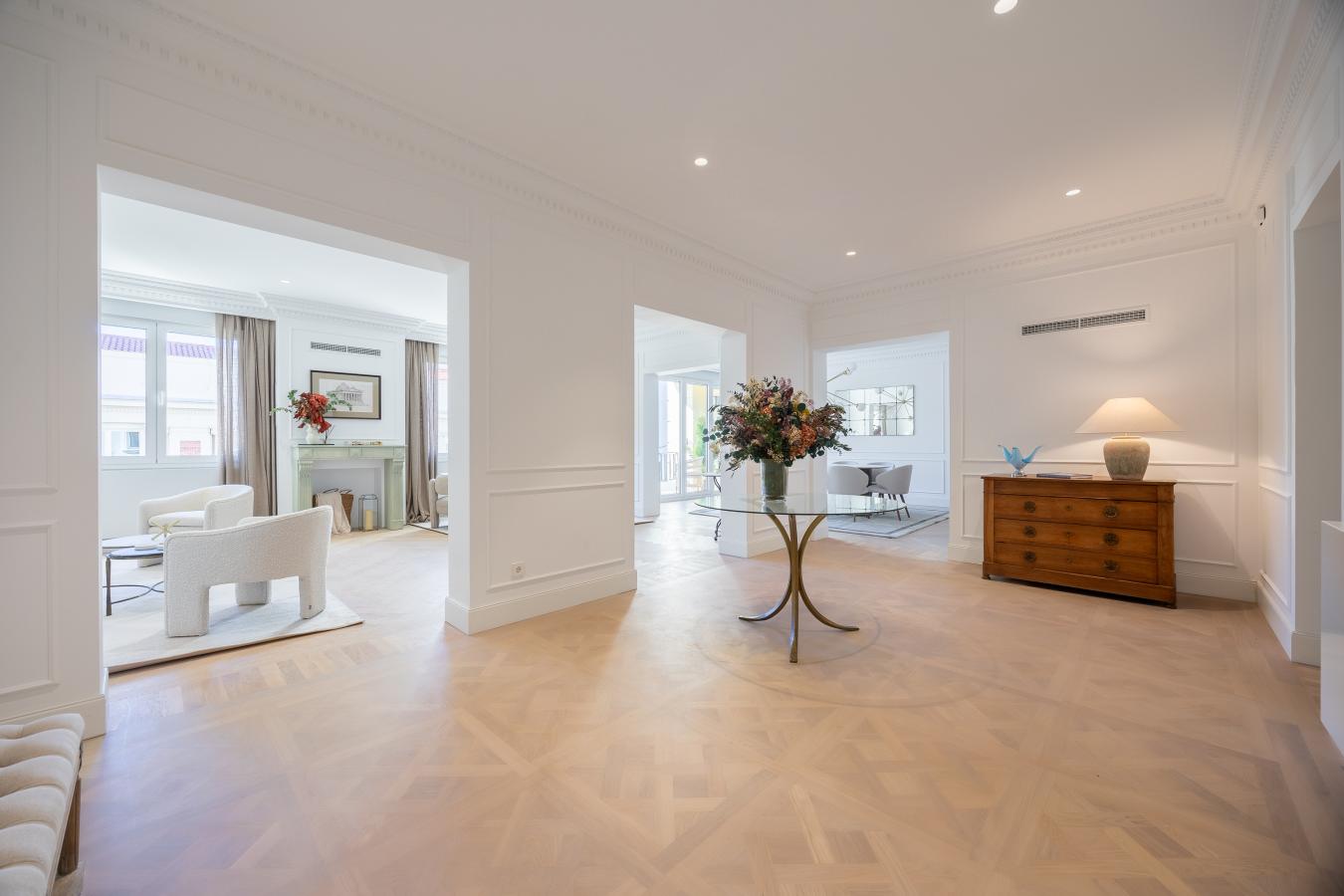 Madrid, Barrio Salamanca, 28001, Spain, 3 Bedrooms Bedrooms, ,4 BathroomsBathrooms,Residential,For Sale,1943957