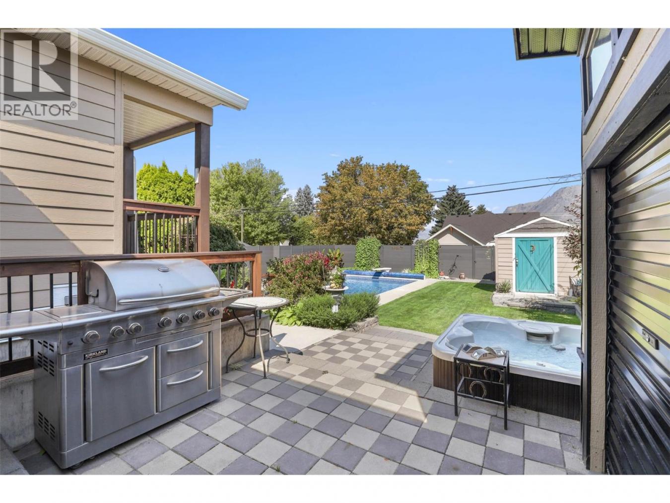 Kamloops, BC, V2C3B8, Canada, ,Residential,For Sale,1943683