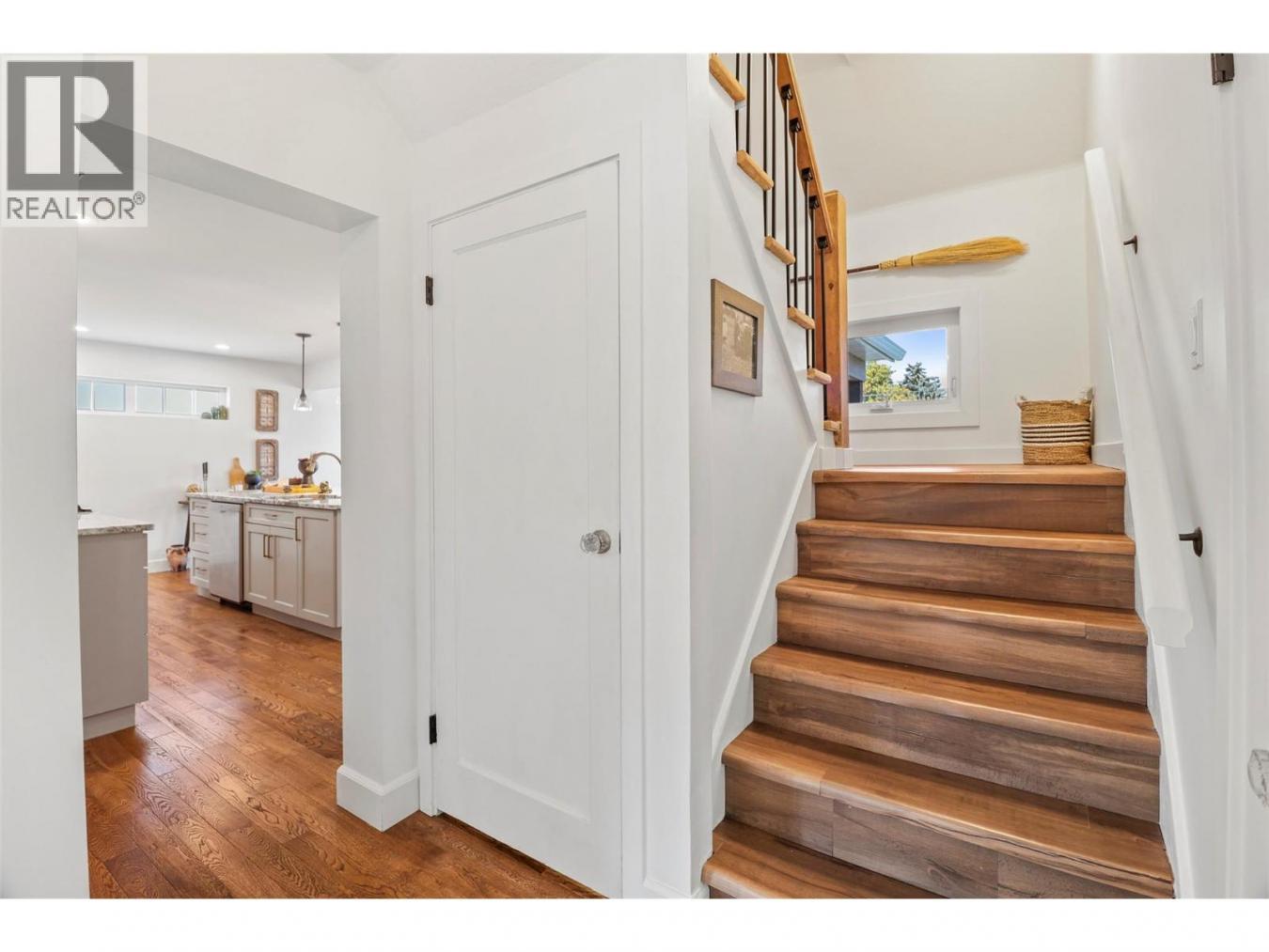 Kamloops, BC, V2C3B8, Canada, ,Residential,For Sale,1943683