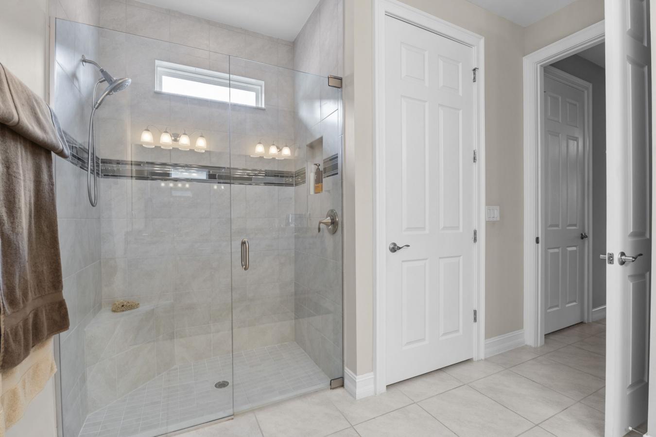 Bonita Springs, Florida, 34135, United States, 4 Bedrooms Bedrooms, ,2 BathroomsBathrooms,Residential,For Sale,1941545